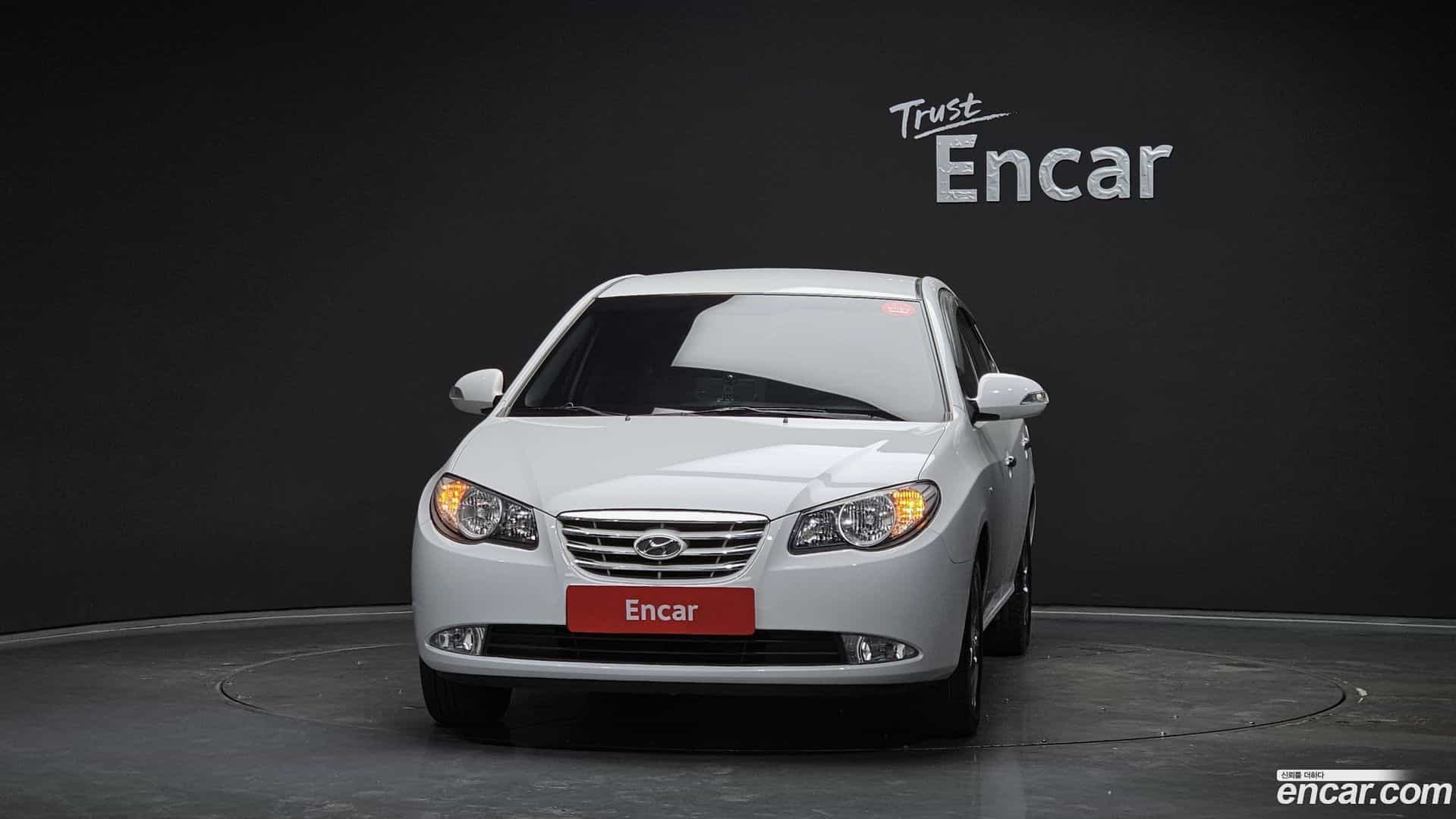 AVANTE Hyundai 2010.6-OUTER-003