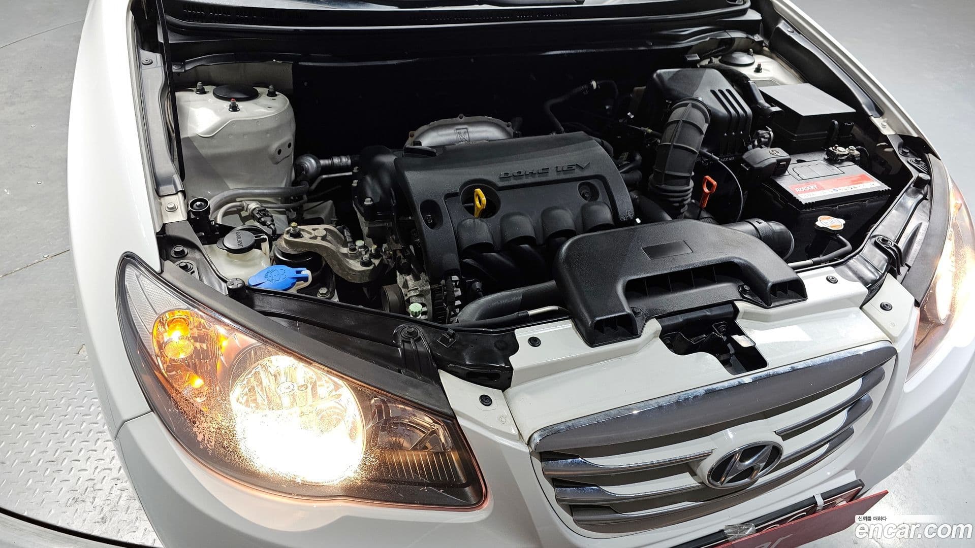 Main__Slider__Photo:AVANTE Hyundai 2010.6-5