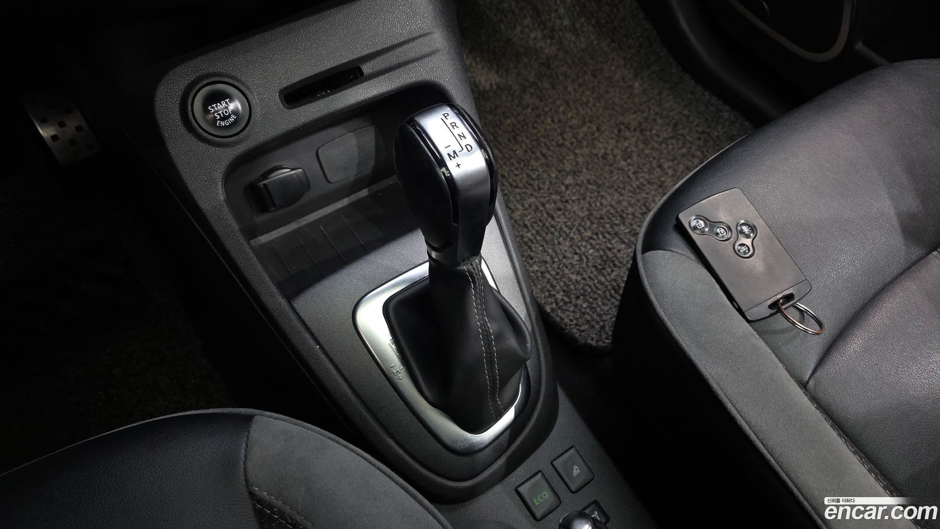 Main__Slider__Photo:QM3 Renault-KoreaSamsung 2018.1-8