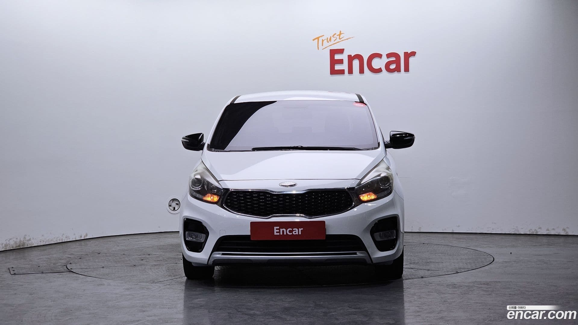 Main__Slider__Photo:Carens Kia 2014.6-2