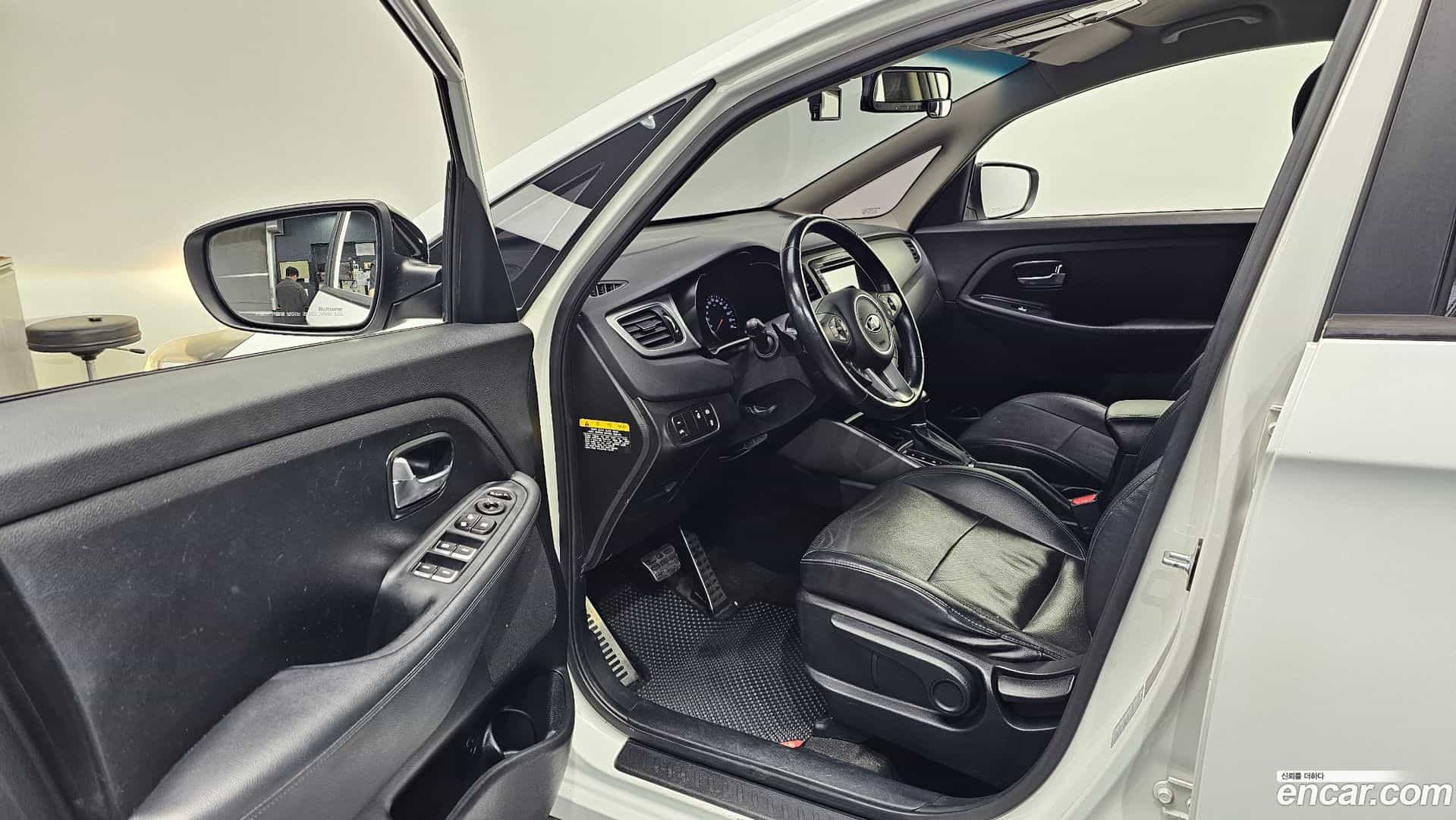 Carens Kia 2014.6-INNER-010