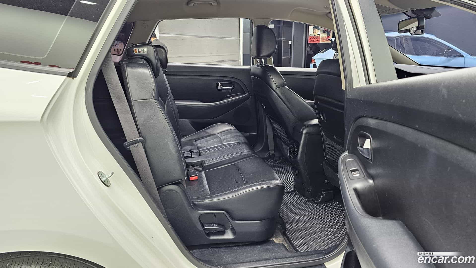 Carens Kia 2014.6-OPTION-016