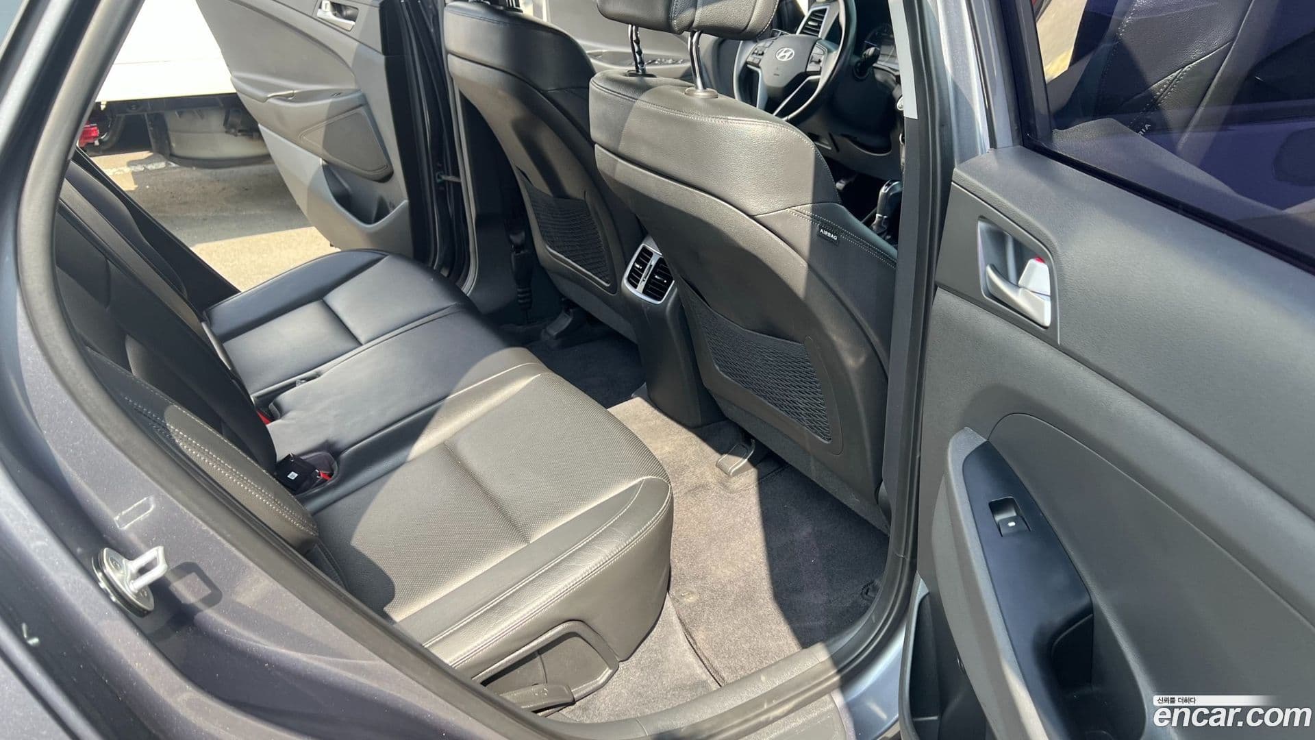 Main__Slider__Photo:Tucson Hyundai 2016.2-15