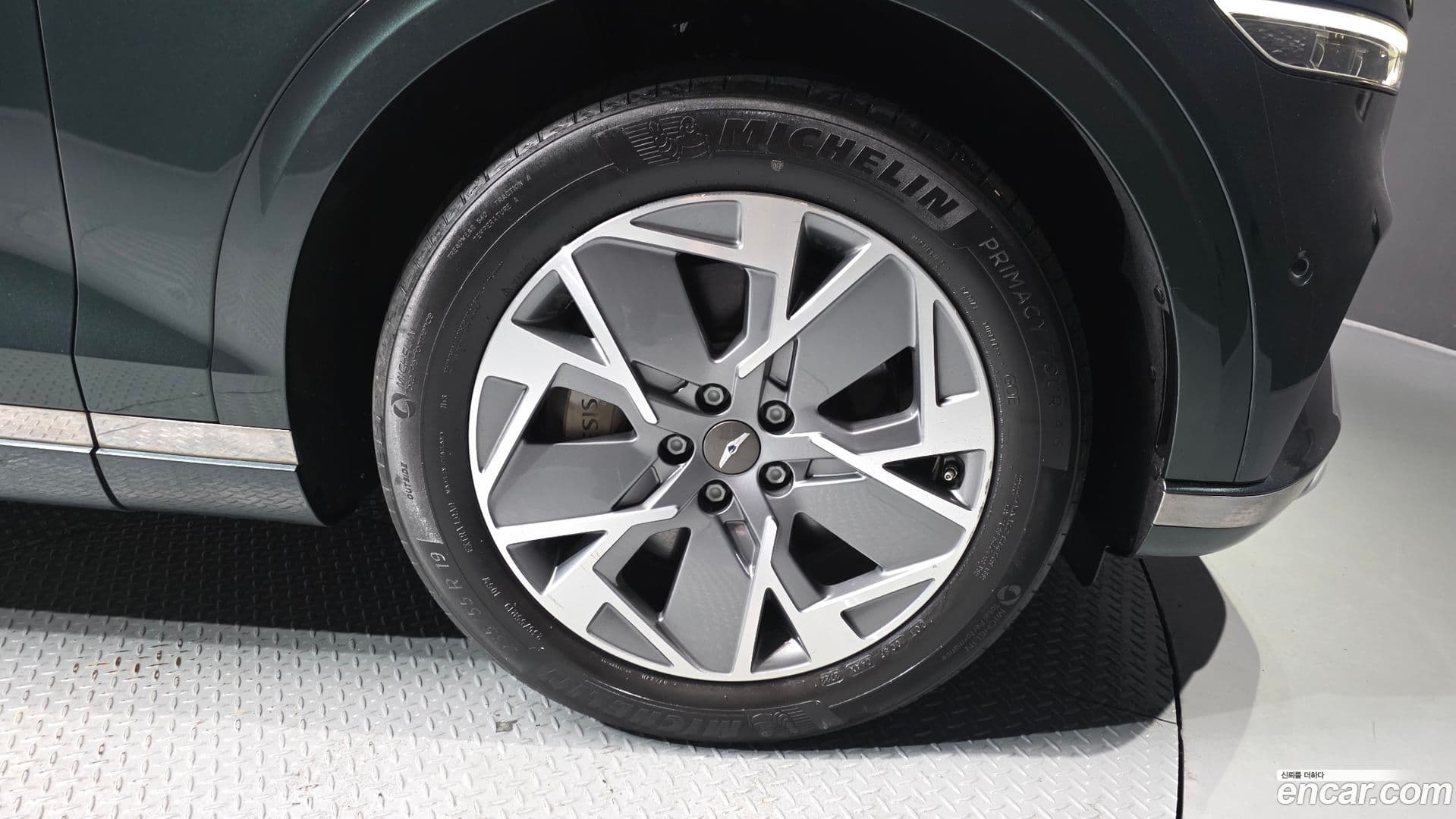 Main__Slider__Photo:GV70 Genesis 2022.10-4