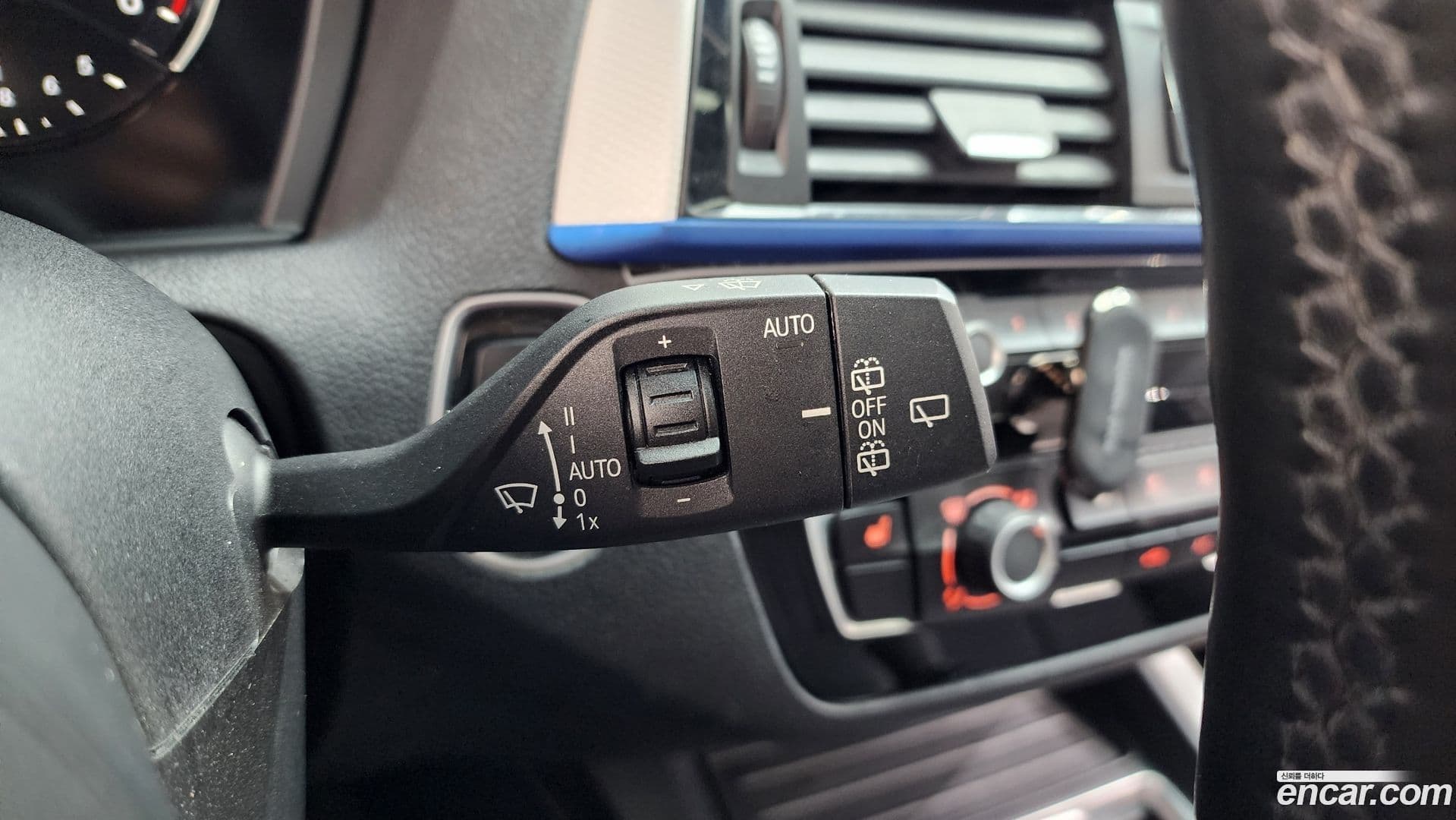 Main__Slider__Photo:1-Series BMW 2017.10-17