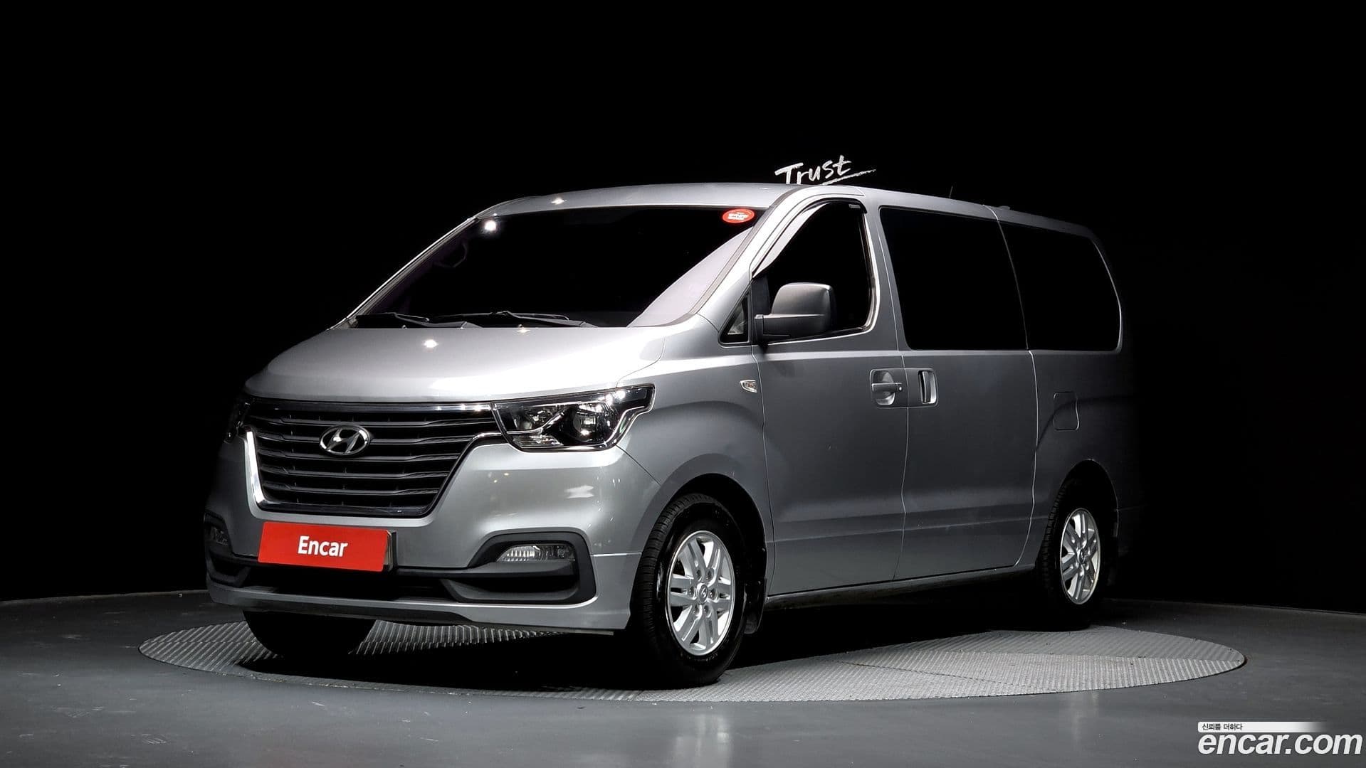 Main__Slider__Photo:Starex Hyundai 2018.6-0