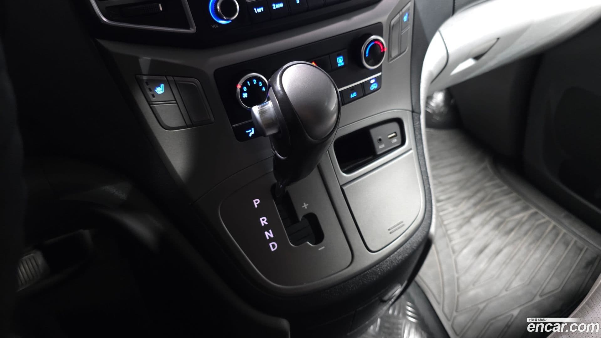 Main__Slider__Photo:Starex Hyundai 2018.6-8