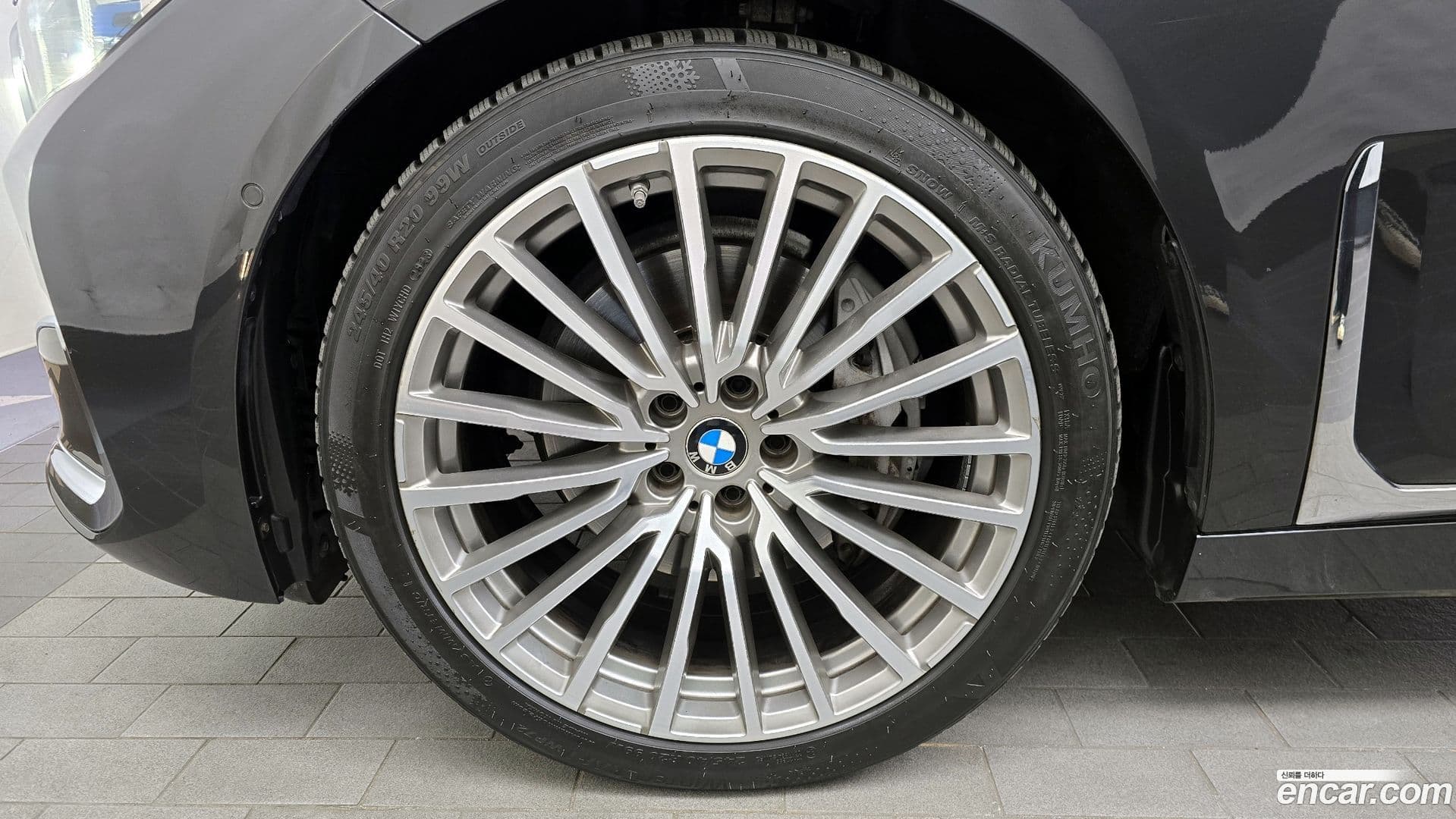 Main__Slider__Photo:7-Series BMW 2020.5-4