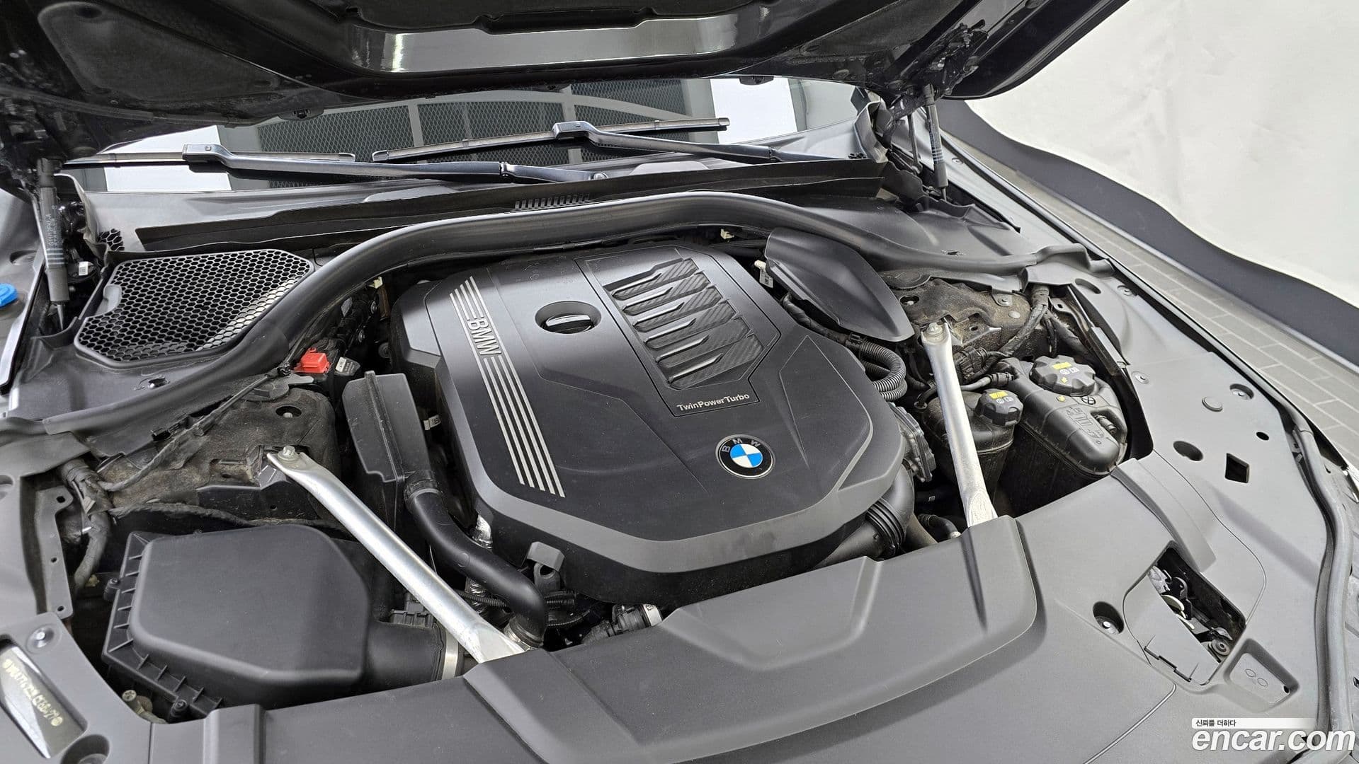 Main__Slider__Photo:7-Series BMW 2020.5-5