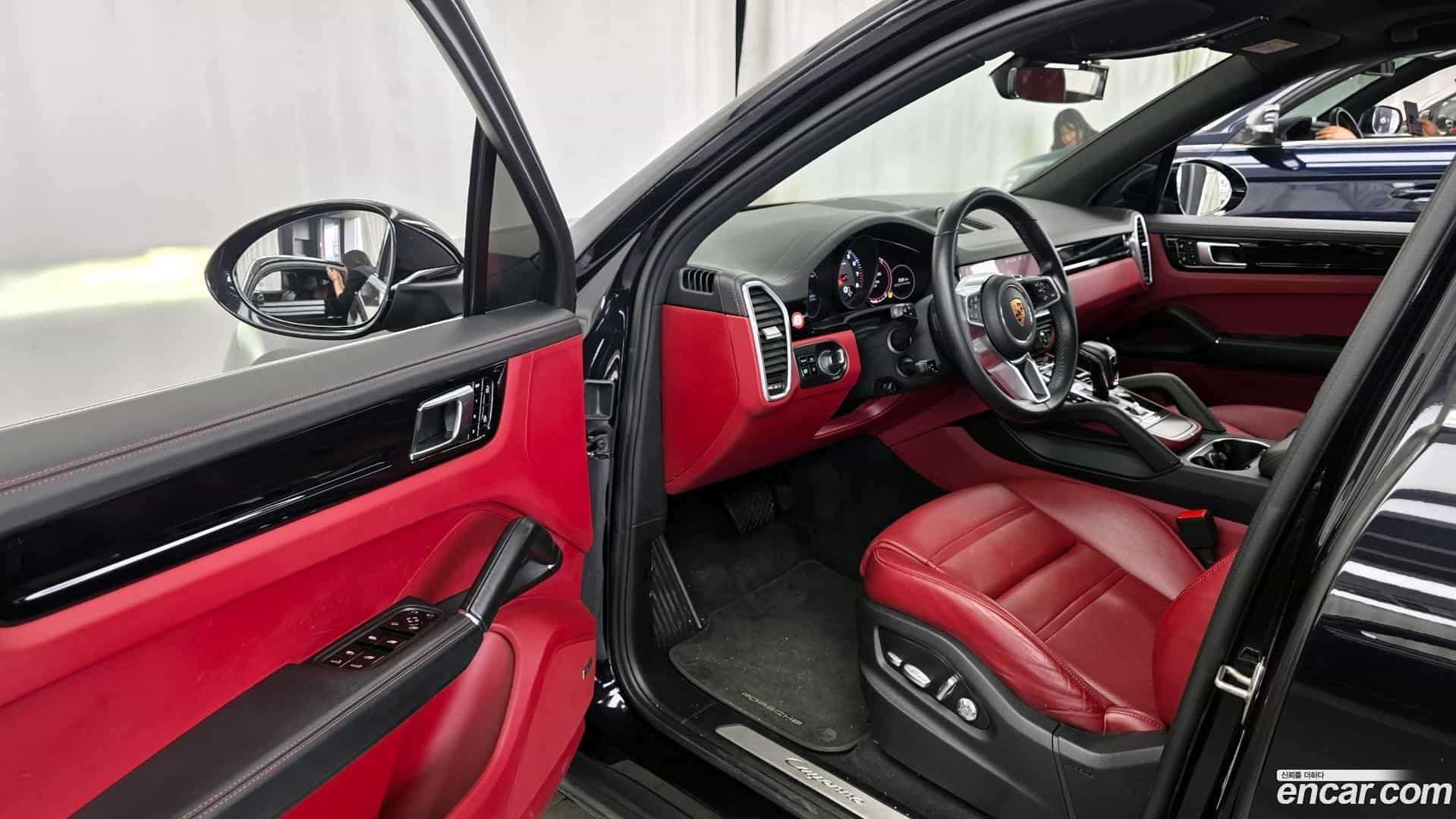 Cayenne Porsche 2021.1-INNER-010