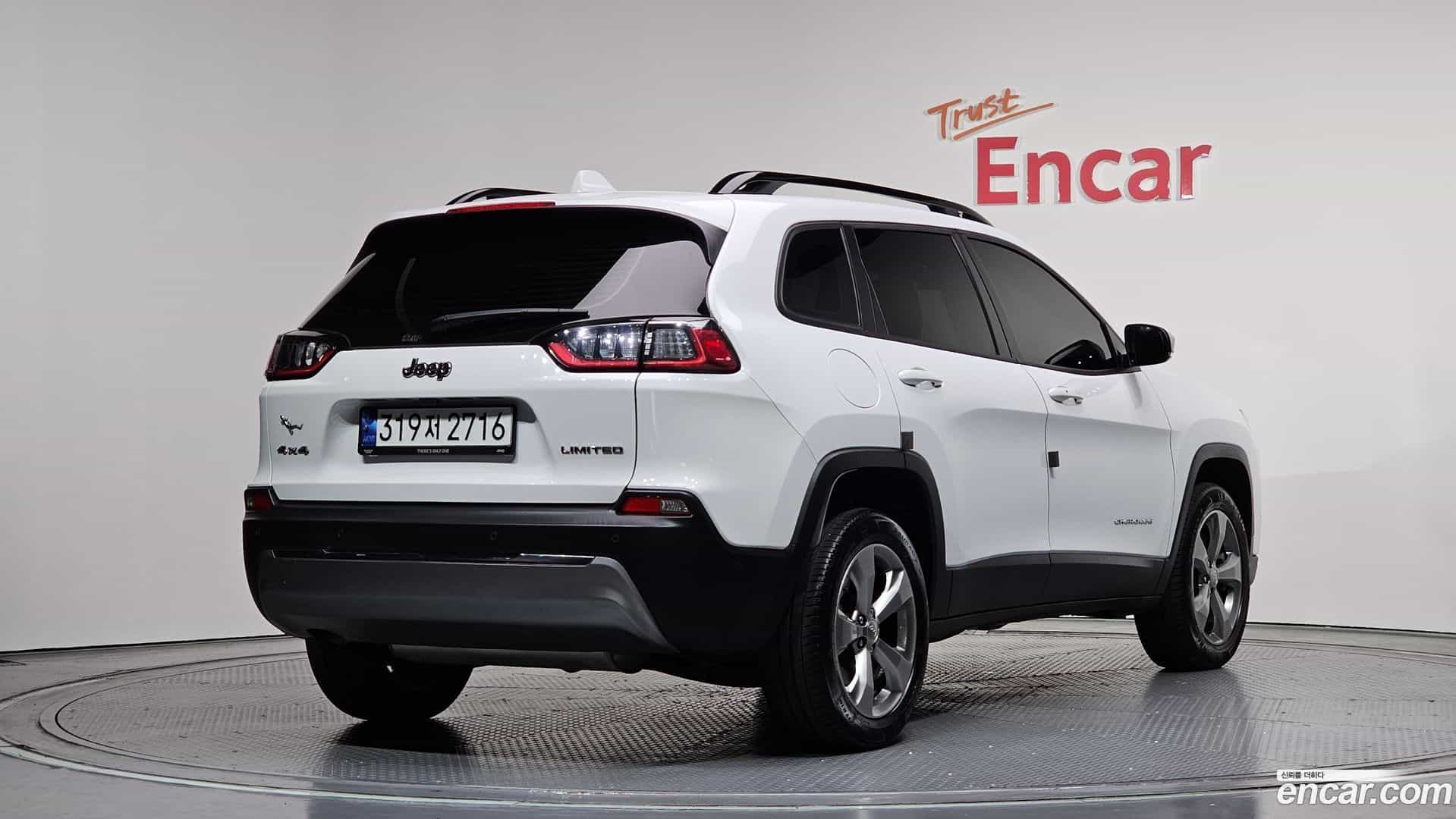 Cherokee Jeep 2022.11-OUTER-002