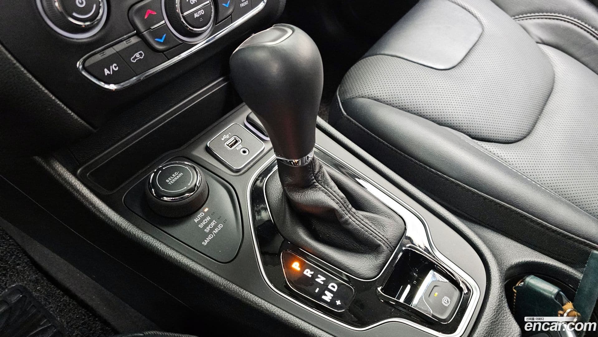 Main__Slider__Photo:Cherokee Jeep 2022.11-8