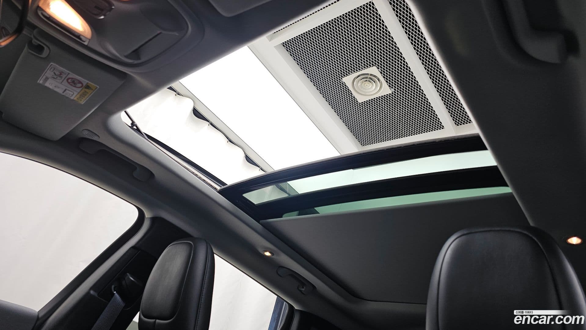 Main__Slider__Photo:Cherokee Jeep 2022.11-18