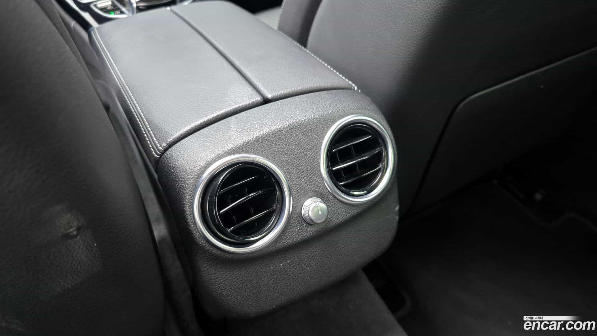 C-Class Mercedes-Benz 2016.8-OPTION-022