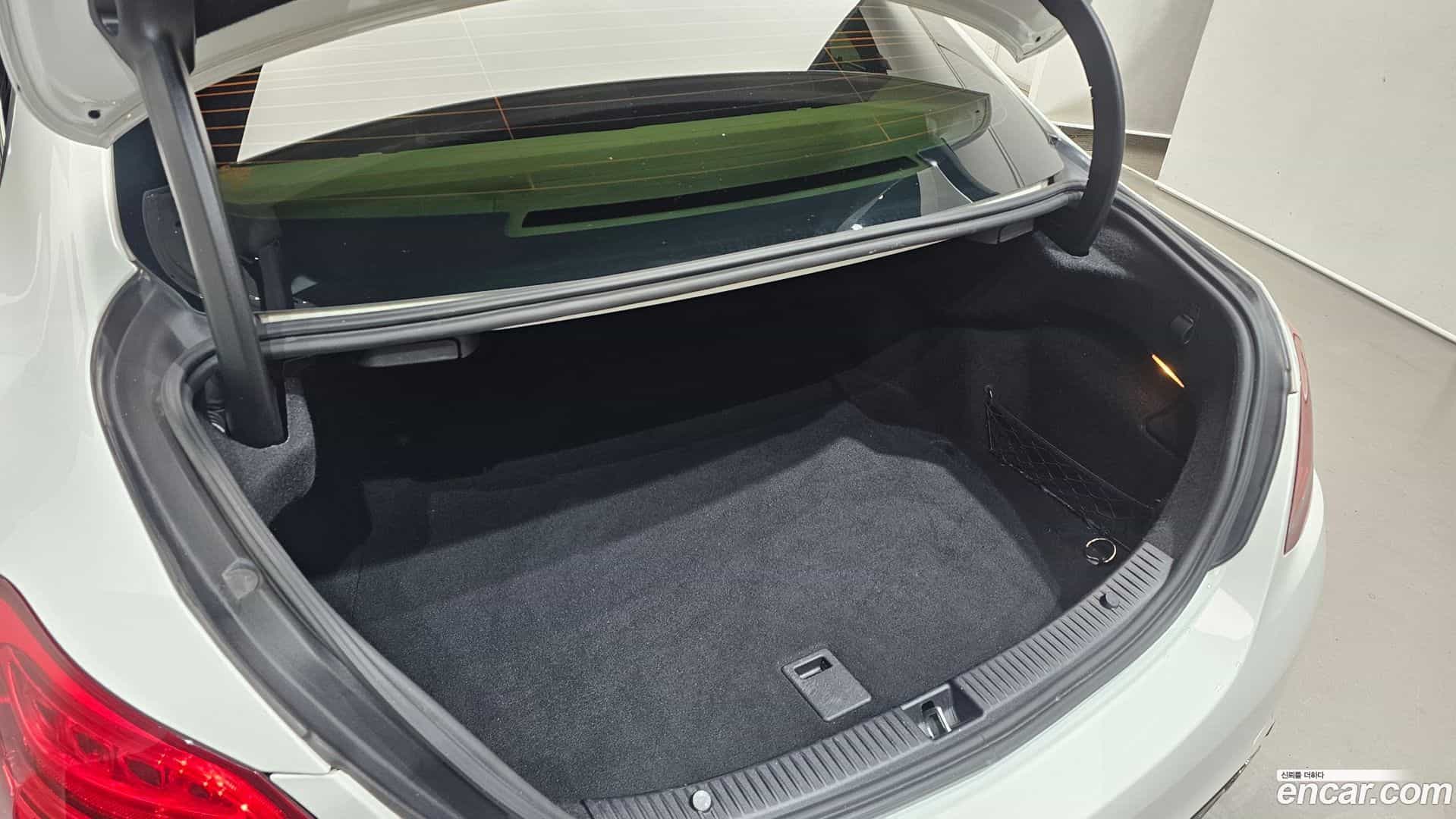 C-Class Mercedes-Benz 2016.8-OPTION-024