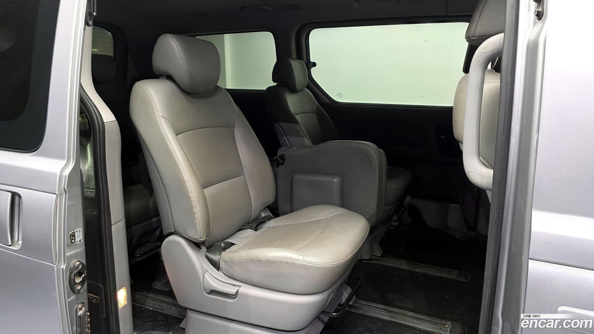 Main__Slider__Photo:Starex Hyundai 2020.3-11