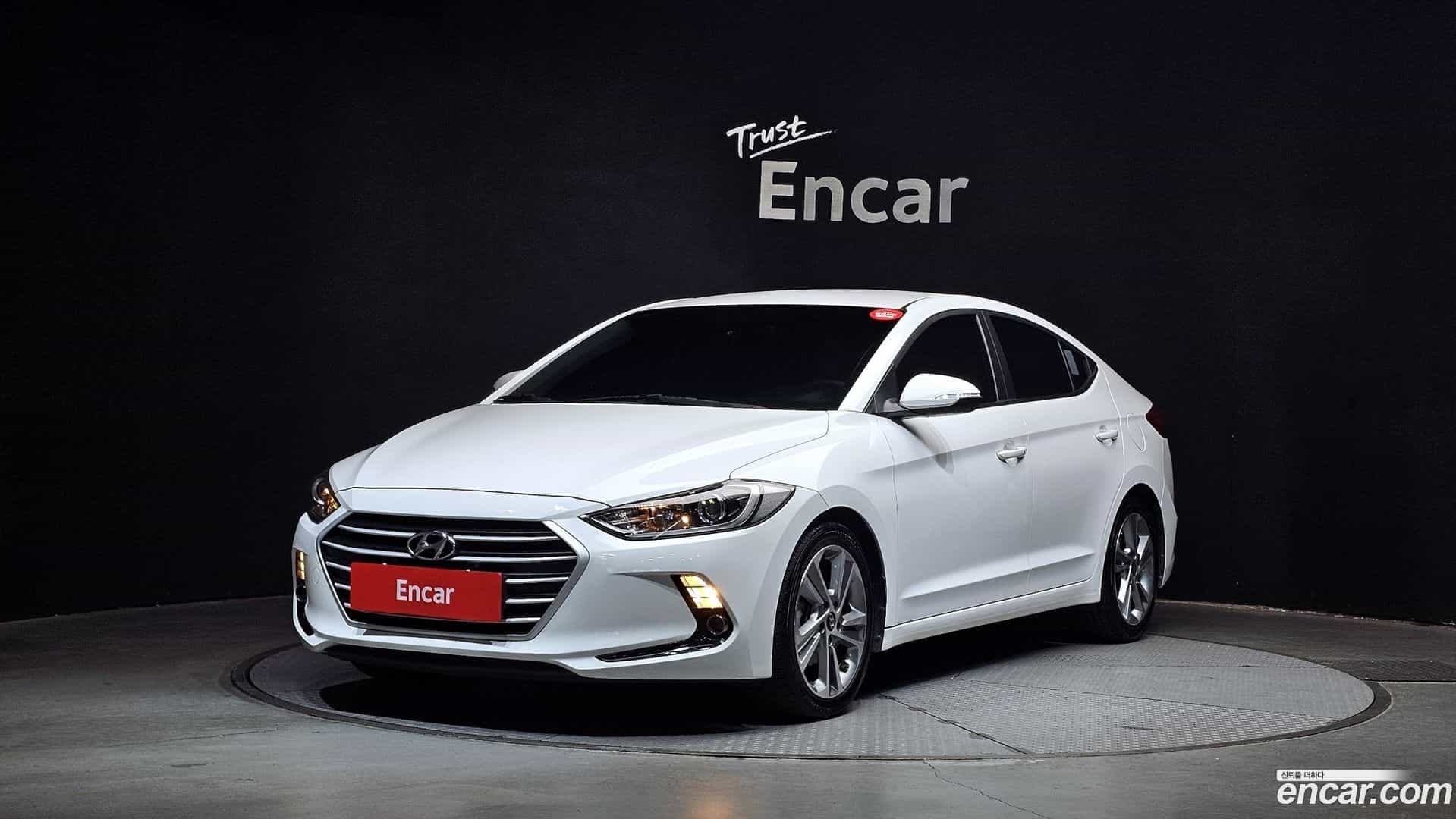 AVANTE Hyundai 2017.1-OUTER-001