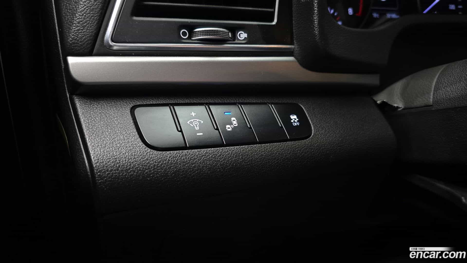 AVANTE Hyundai 2017.1-OPTION-022