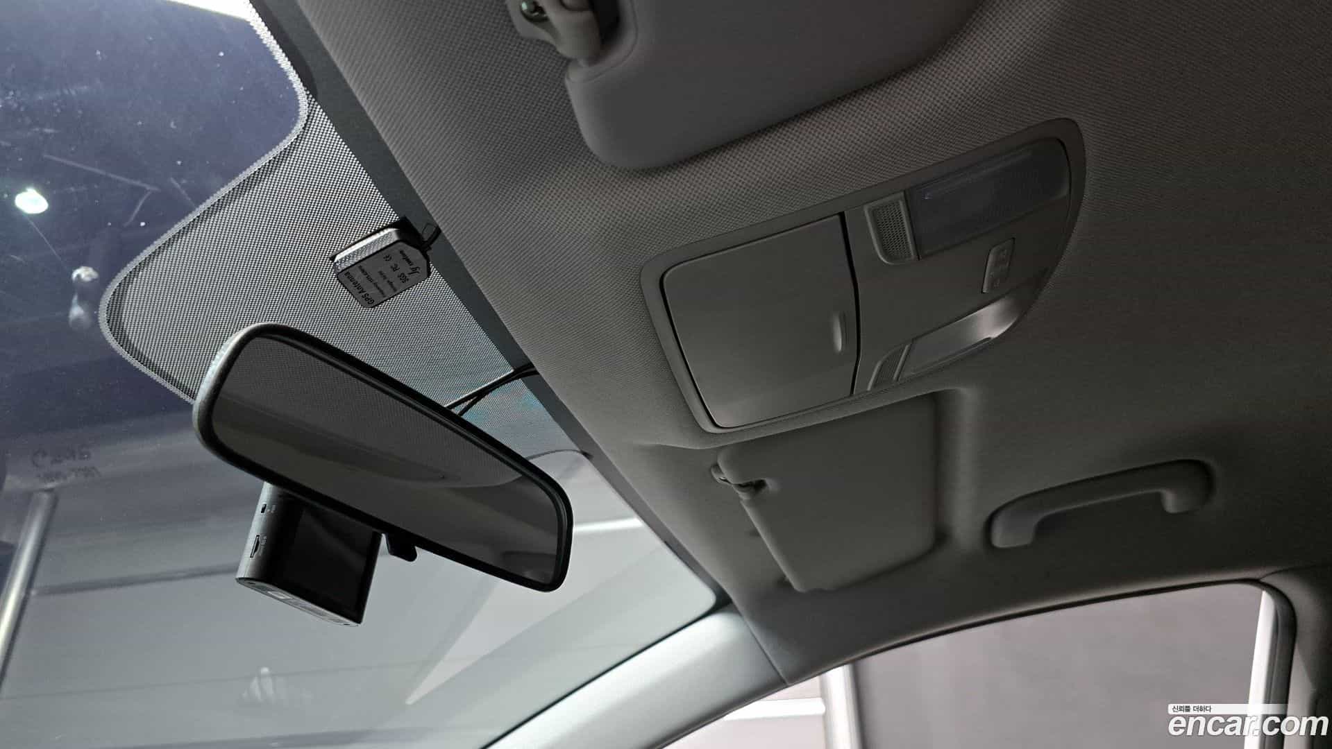 AVANTE Hyundai 2017.1-OPTION-023