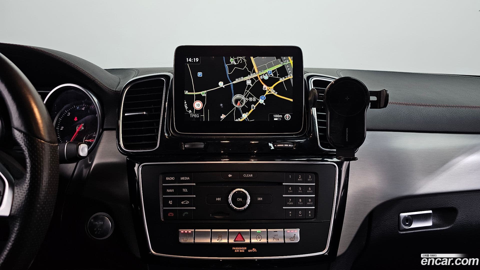 Main__Slider__Photo:GLE-Class Mercedes-Benz 2018.8-13