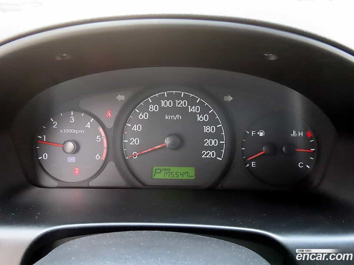 Starex Hyundai 2012.2-INNER-008