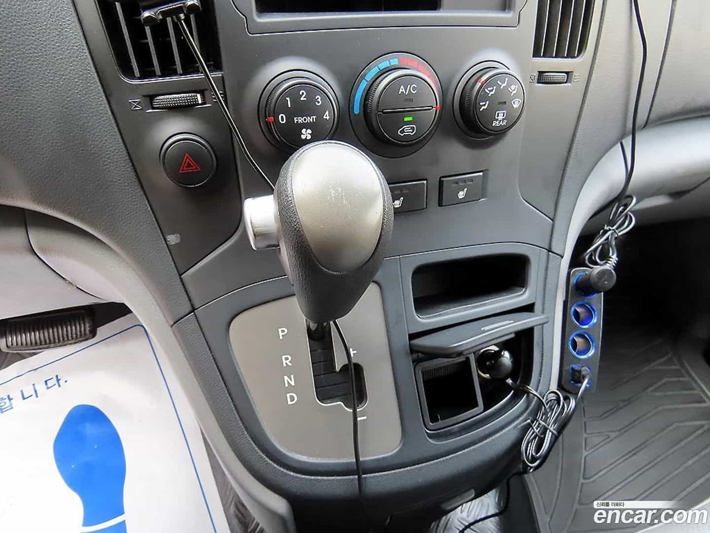 Starex Hyundai 2012.2-INNER-009