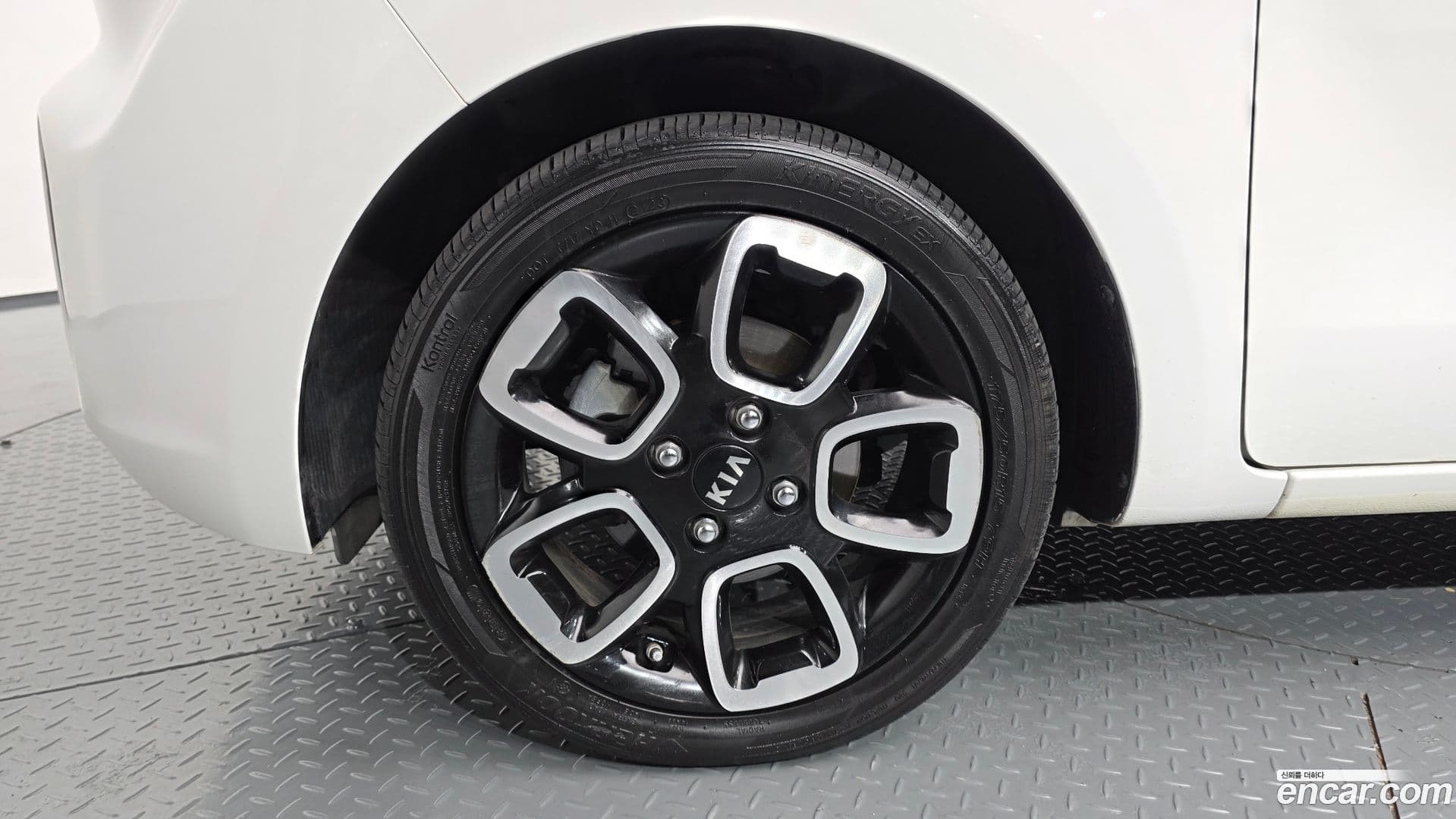 Main__Slider__Photo:RAY Kia 2018.11-4