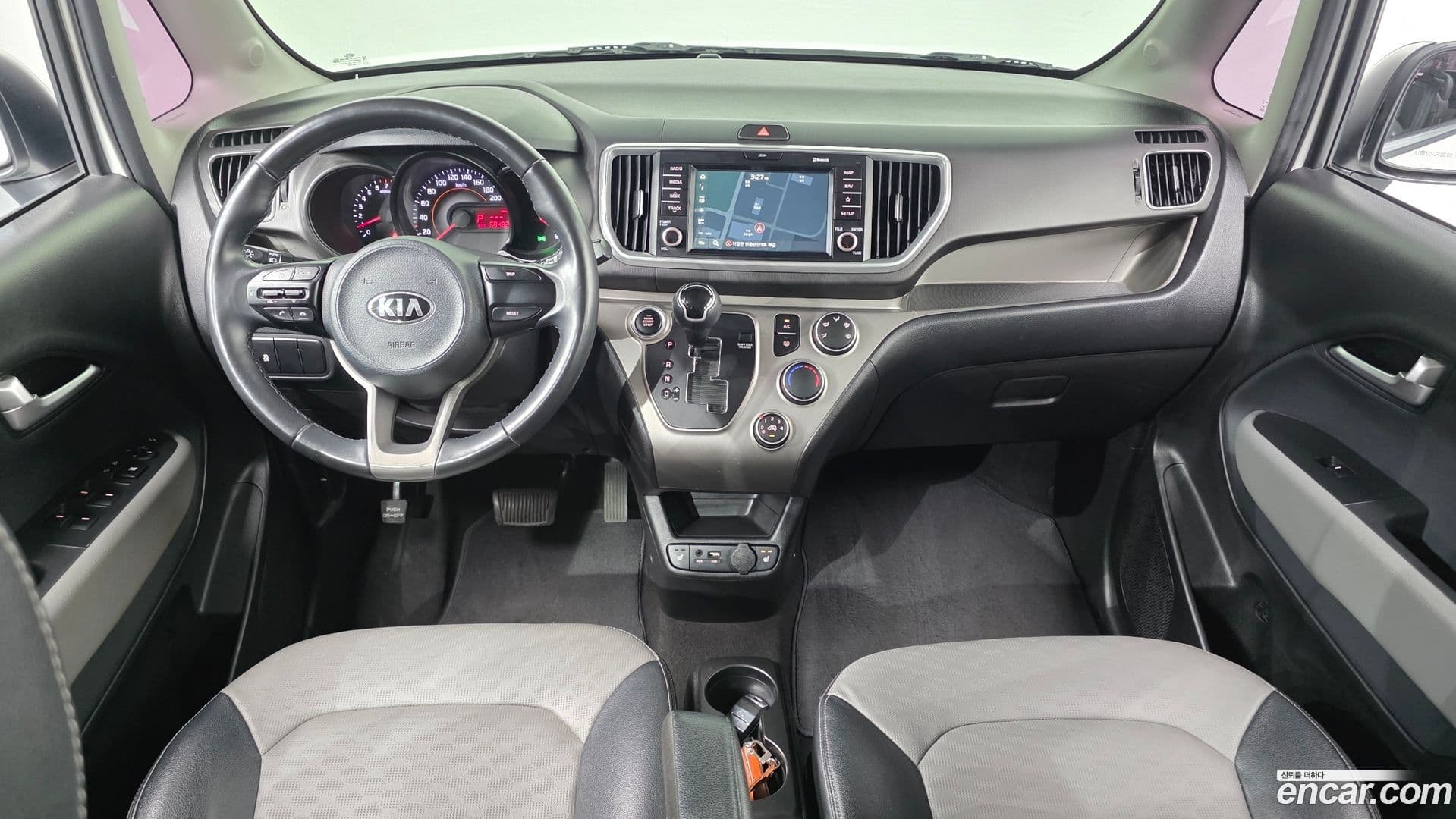 Main__Slider__Photo:RAY Kia 2018.11-6