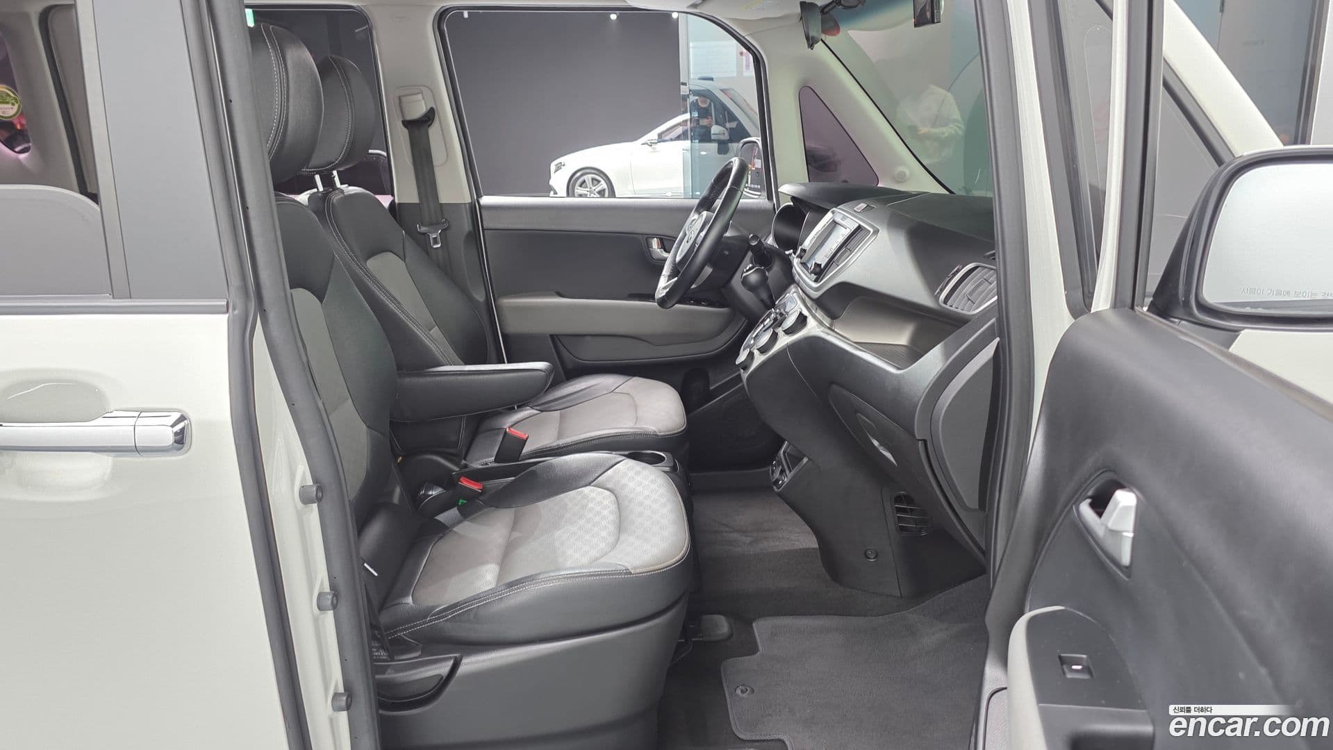 Main__Slider__Photo:RAY Kia 2018.11-9