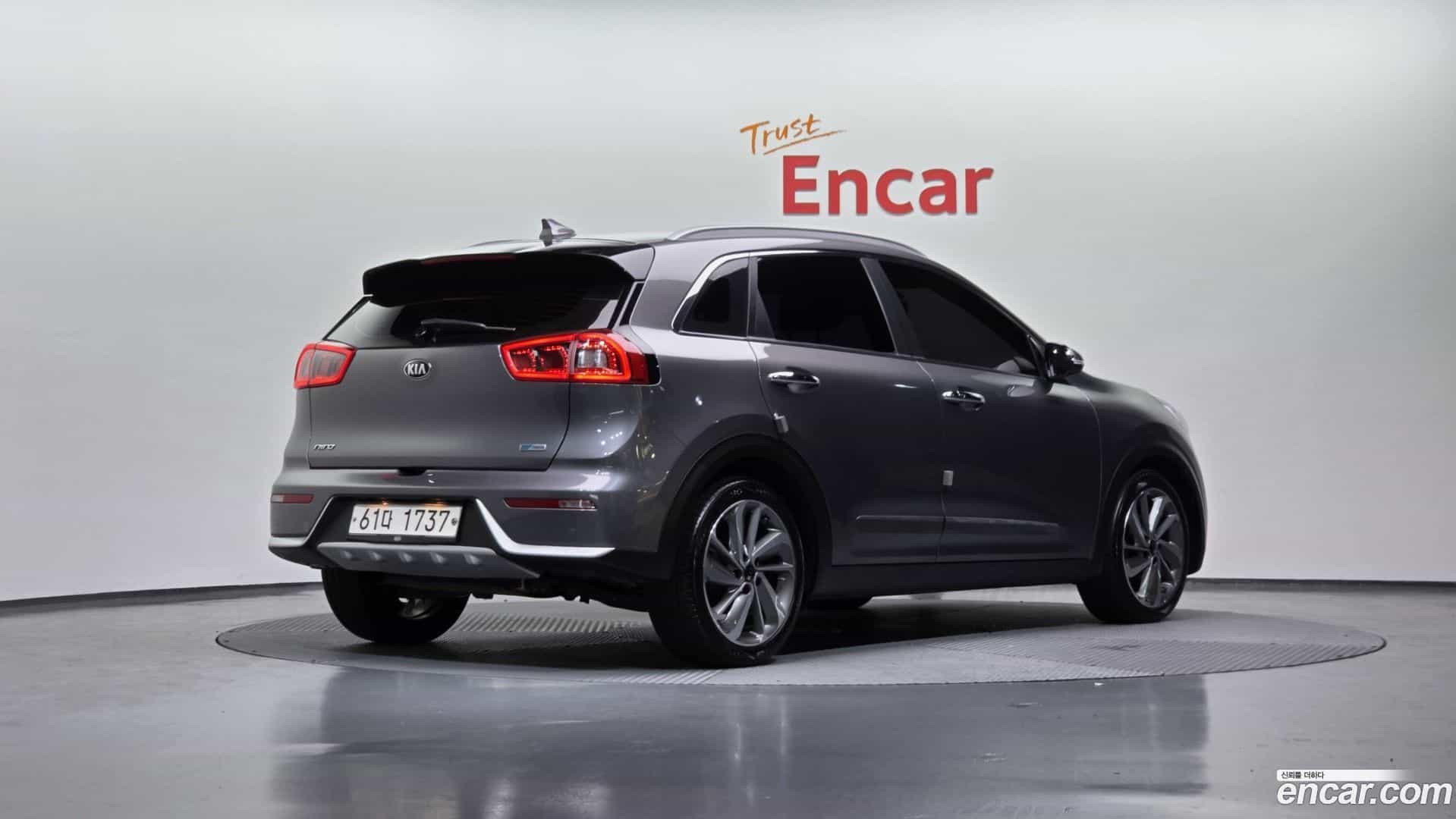 Niro Kia 2017.7-OUTER-002