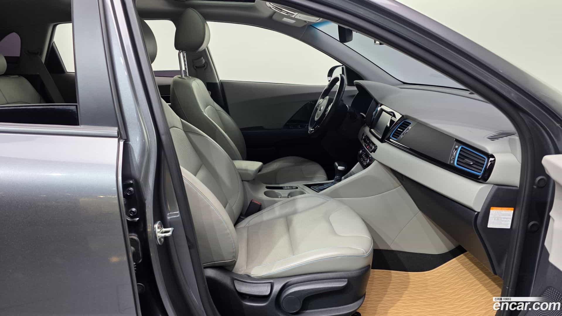 Niro Kia 2017.7-OPTION-015