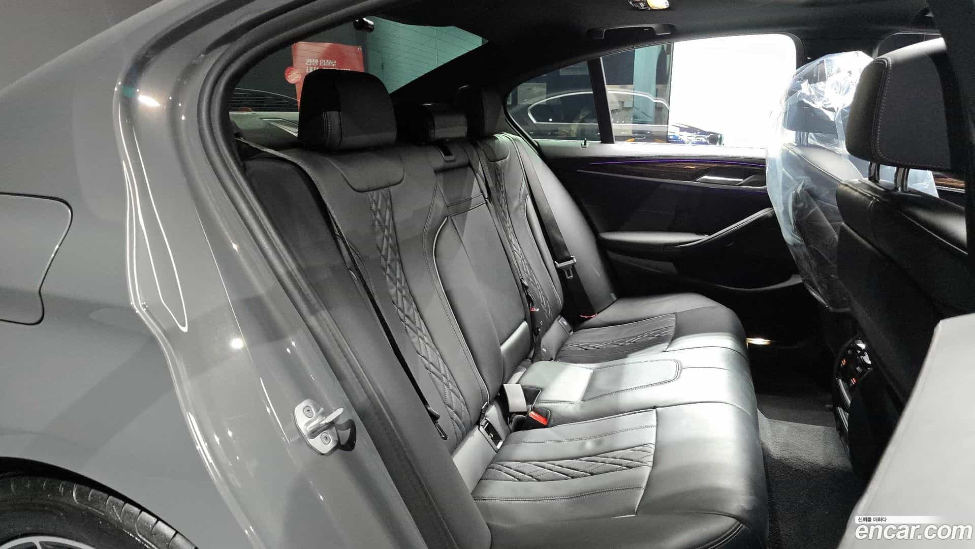 5-Series BMW 2021.9-OPTION-016