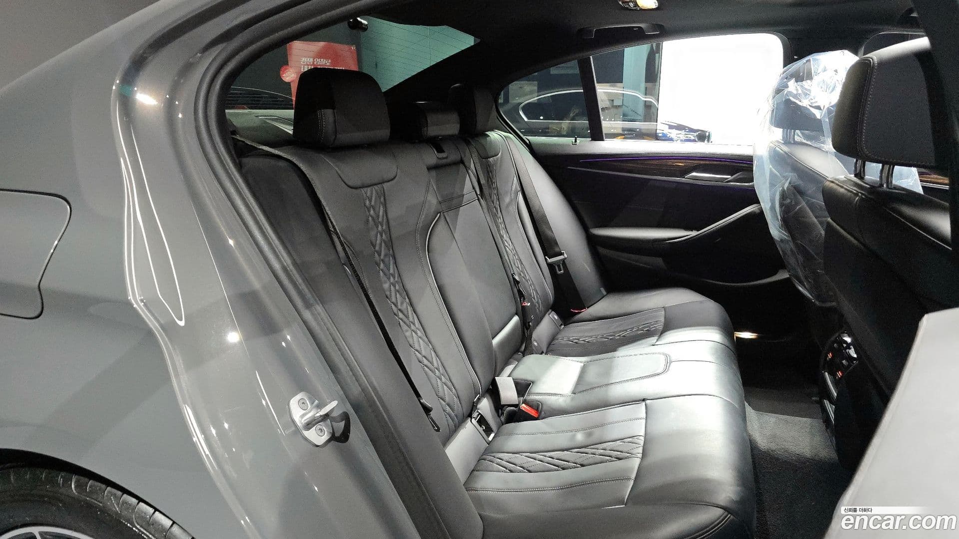 Main__Slider__Photo:5-Series BMW 2021.9-11