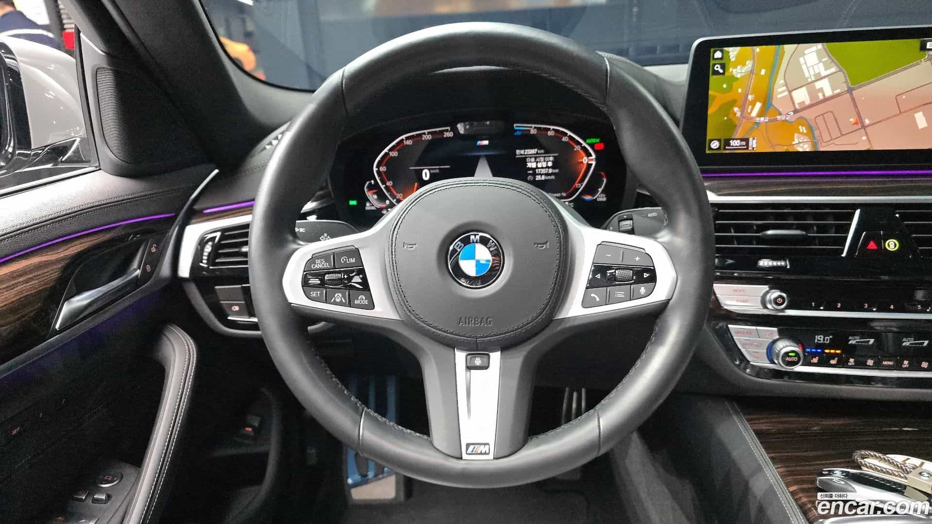 5-Series BMW 2021.9-OPTION-017