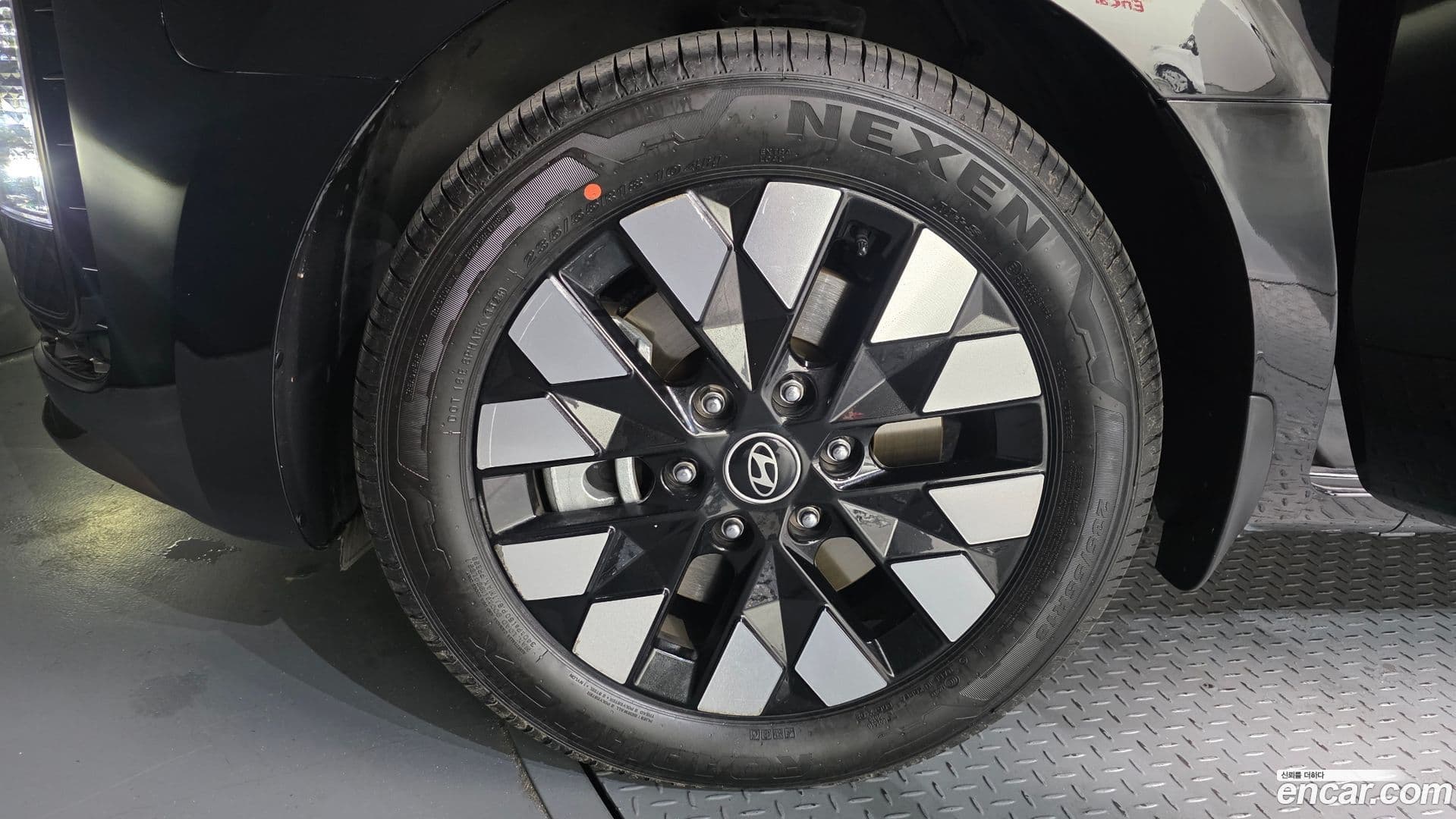 Main__Slider__Photo:Staria Hyundai 2024.2-4