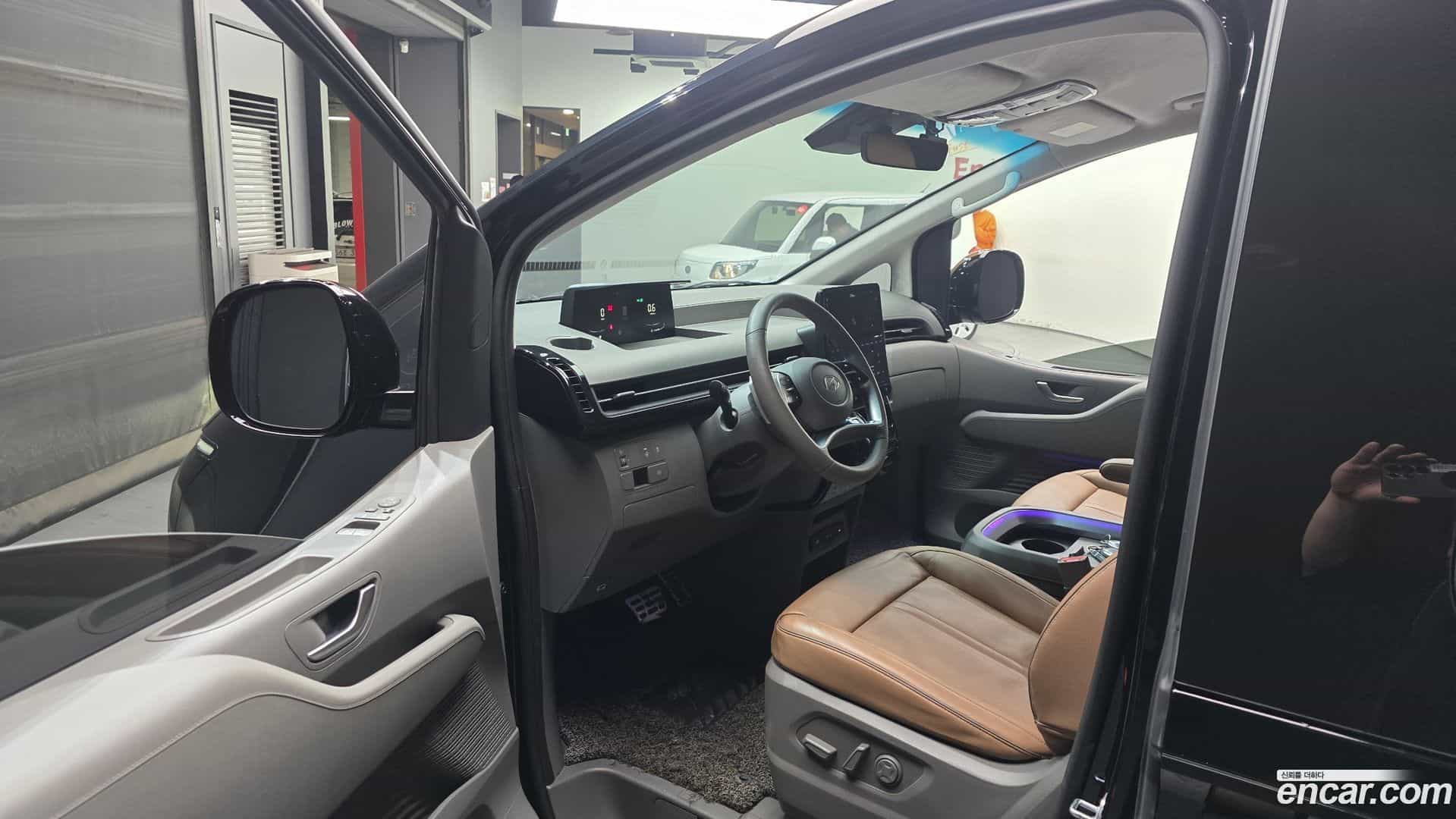 Staria Hyundai 2024.2-INNER-010