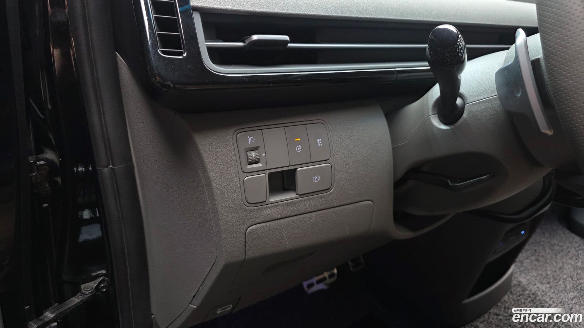 Main__Slider__Photo:Staria Hyundai 2024.2-14