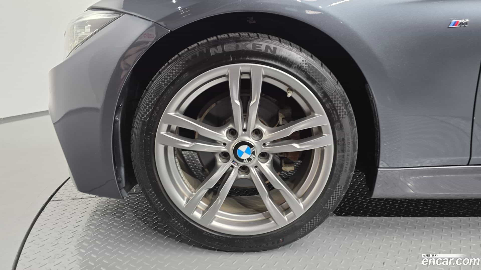 3-Series BMW 2017.6-OUTER-005