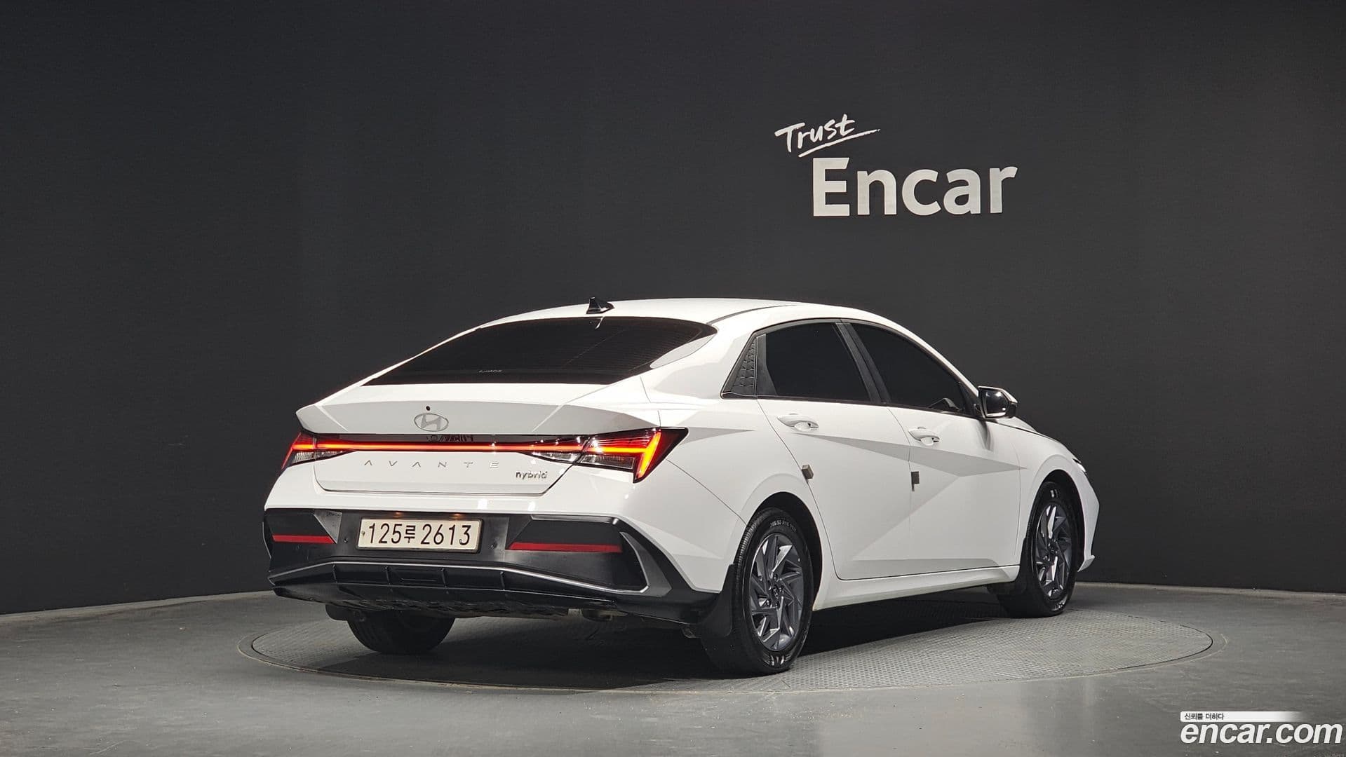 Main__Slider__Photo:AVANTE Hyundai 2023.4-1