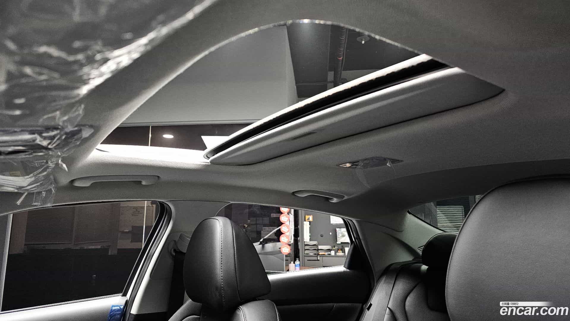 AVANTE Hyundai 2023.4-OPTION-020