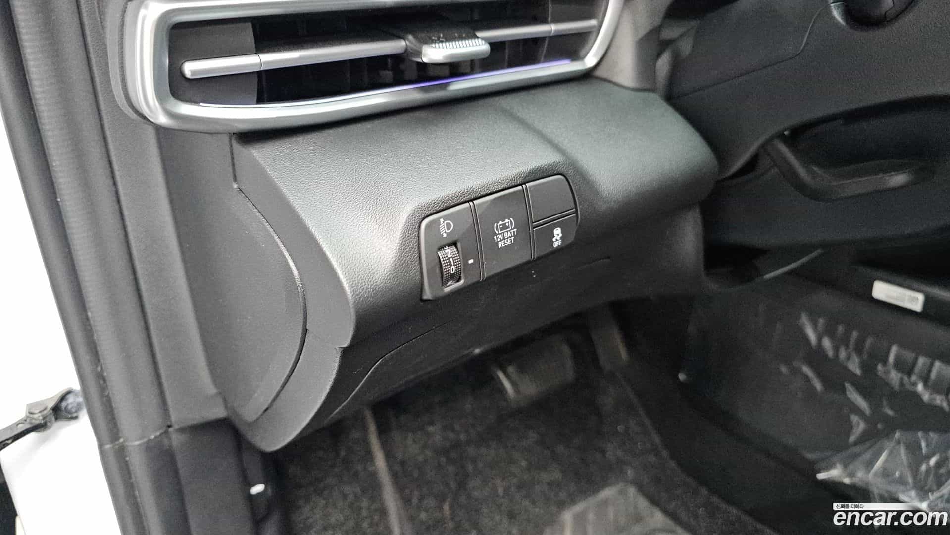 AVANTE Hyundai 2023.4-OPTION-022