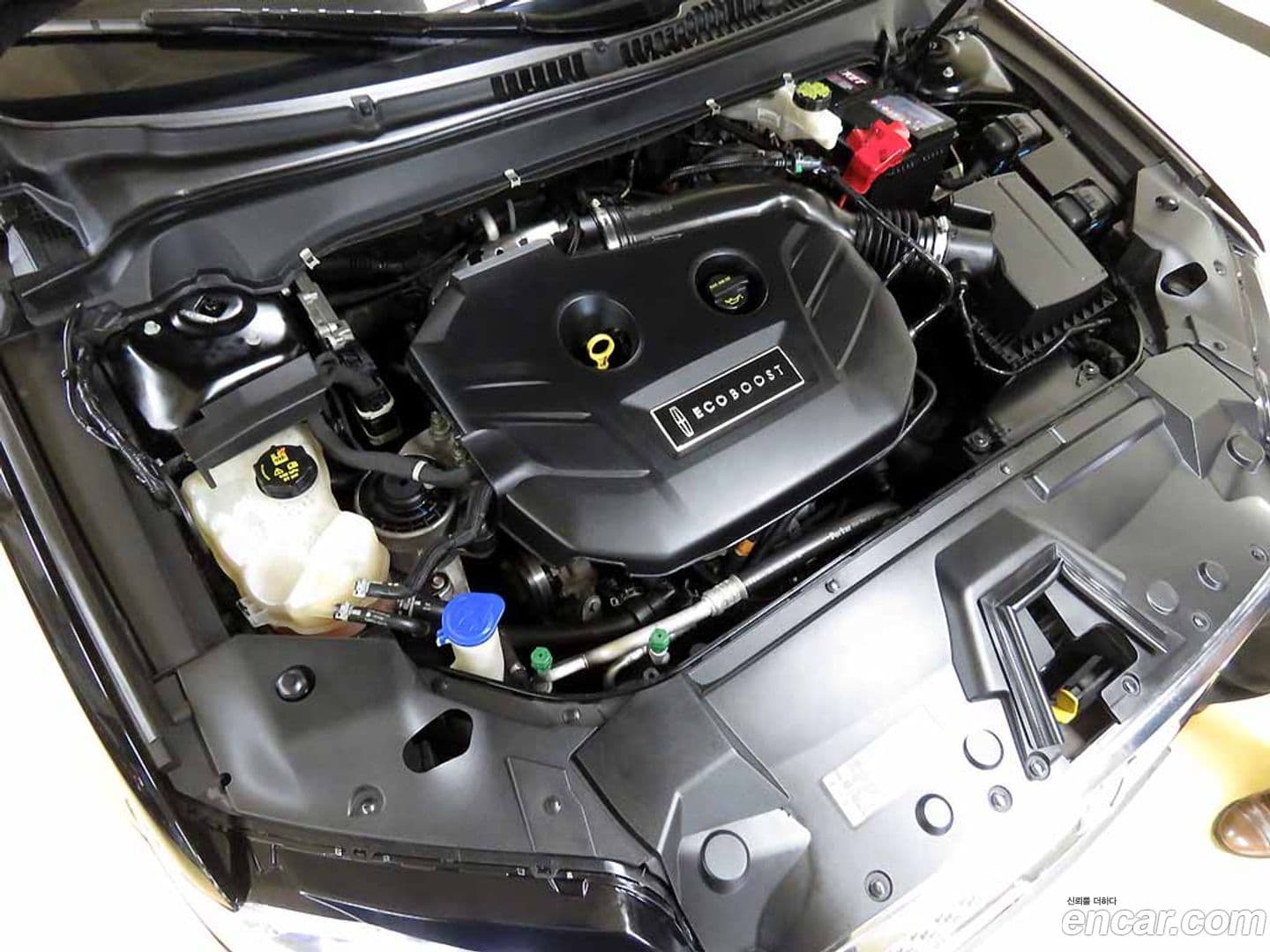 Main__Slider__Photo:MKZ Lincoln 2016.9-18