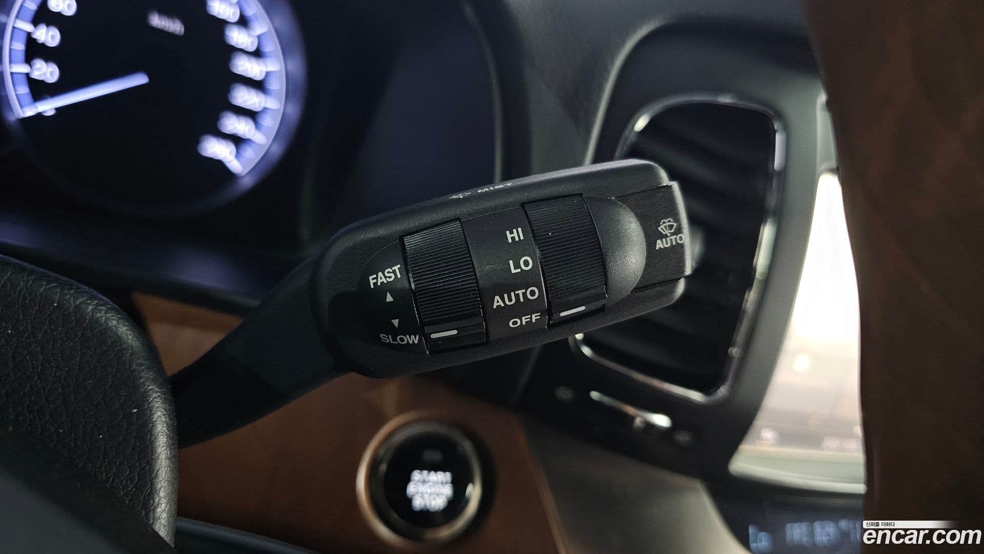 Main__Slider__Photo:Chairman KG_Mobility_Ssangyong 2013.5-18