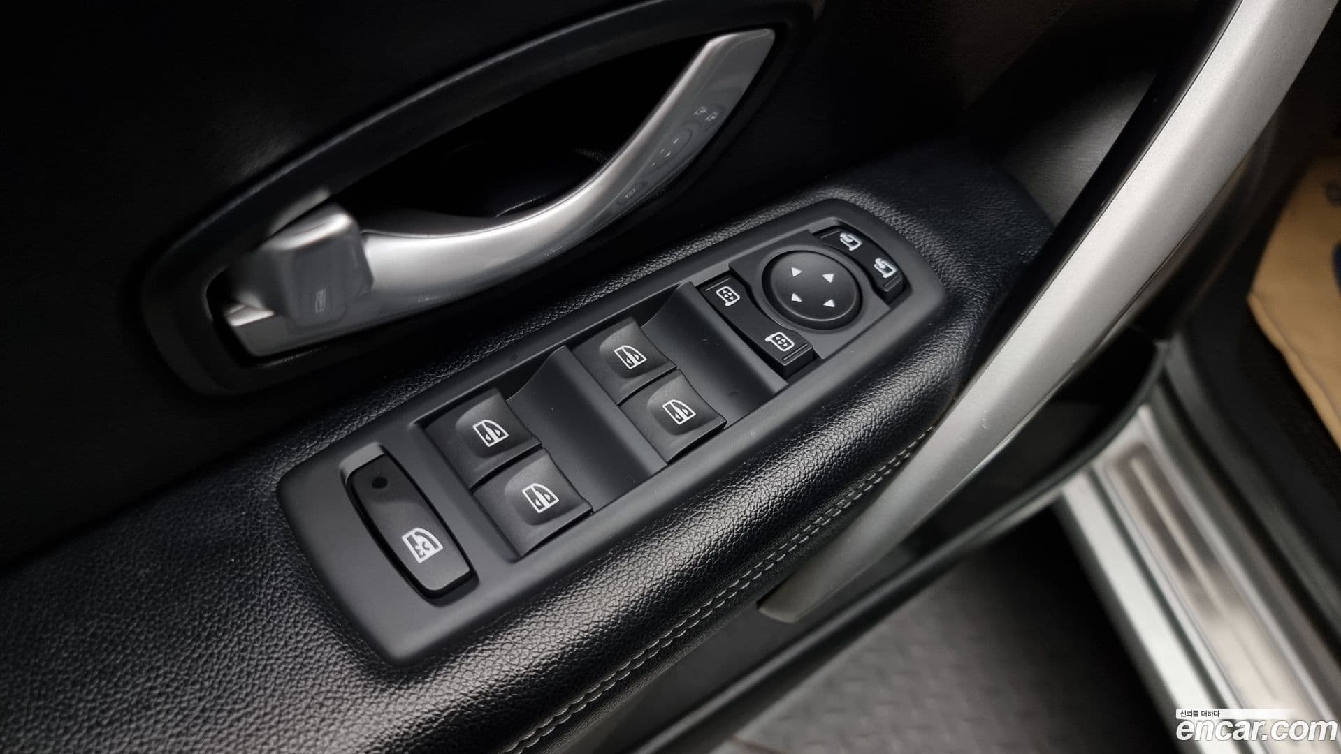 Main__Slider__Photo:SM3 Renault-KoreaSamsung 2010.2-16