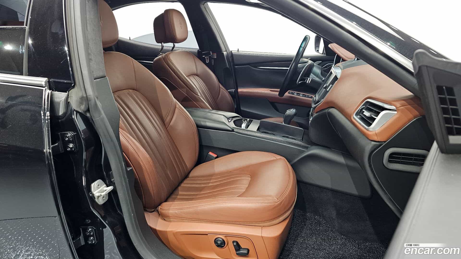 Ghibli Maserati 2015.7-INNER-010