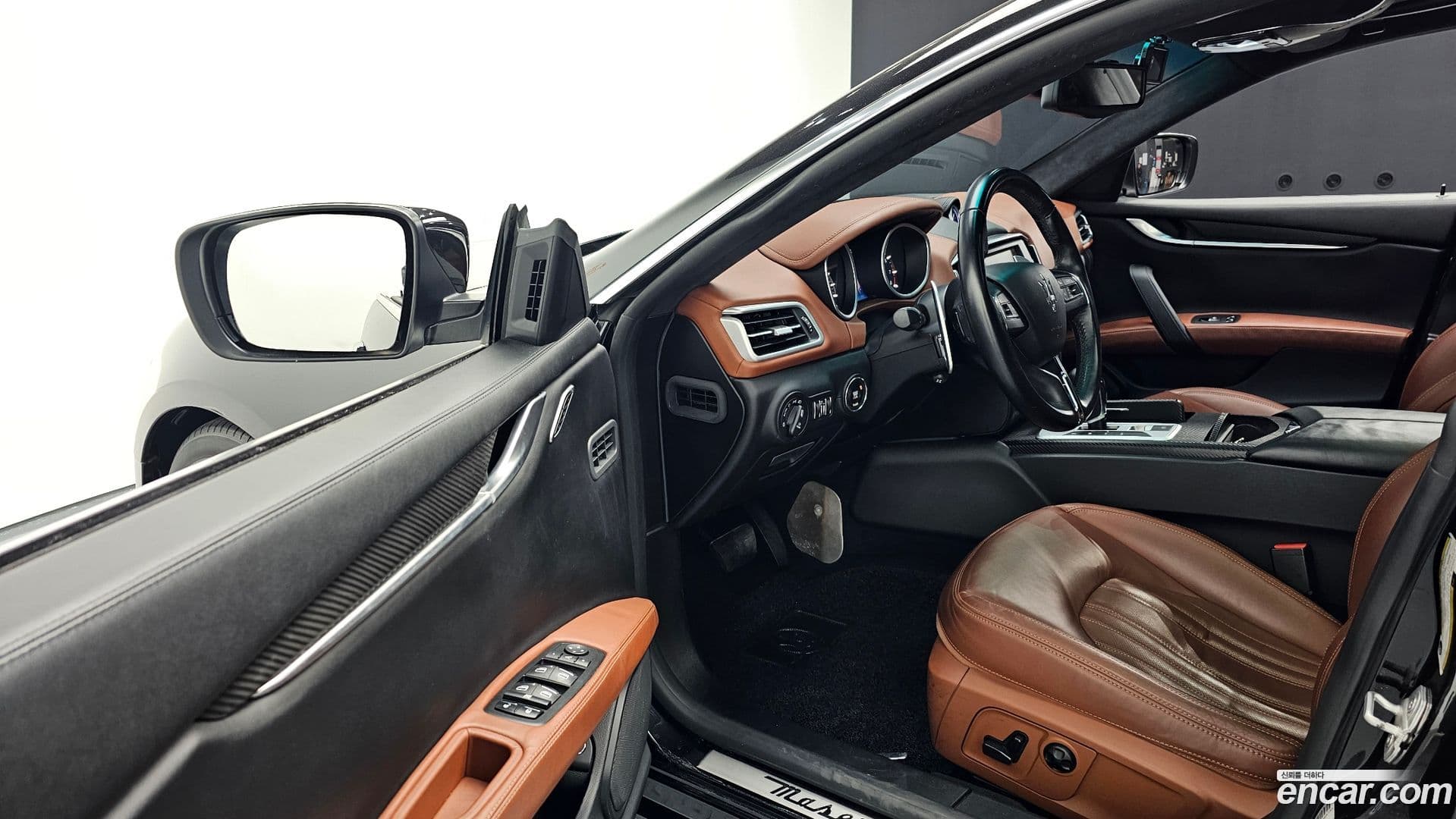 Main__Slider__Photo:Ghibli Maserati 2015.7-11