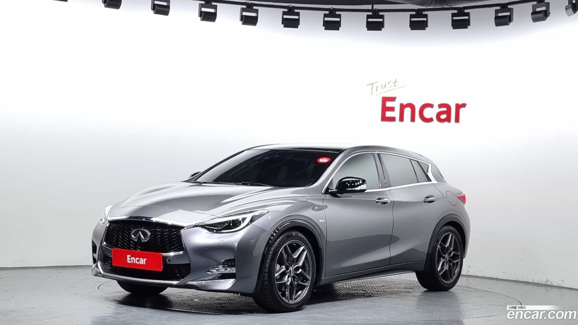 Q30 Infiniti 2019.3-OUTER-001