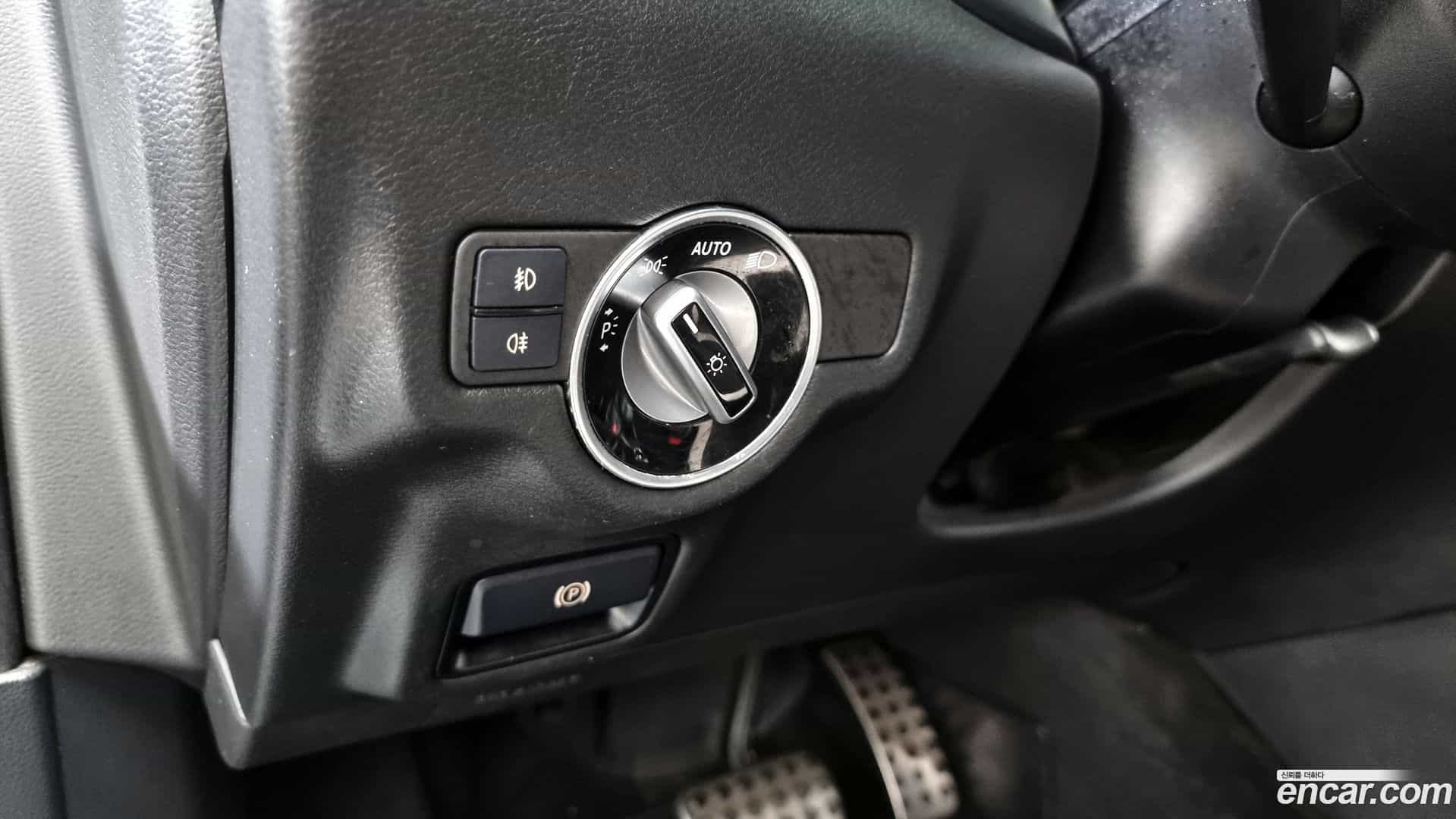 Q30 Infiniti 2019.3-OPTION-019