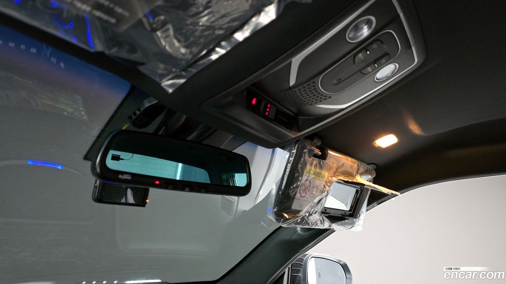 Main__Slider__Photo:Rexton KG_Mobility_Ssangyong 2022.2-18