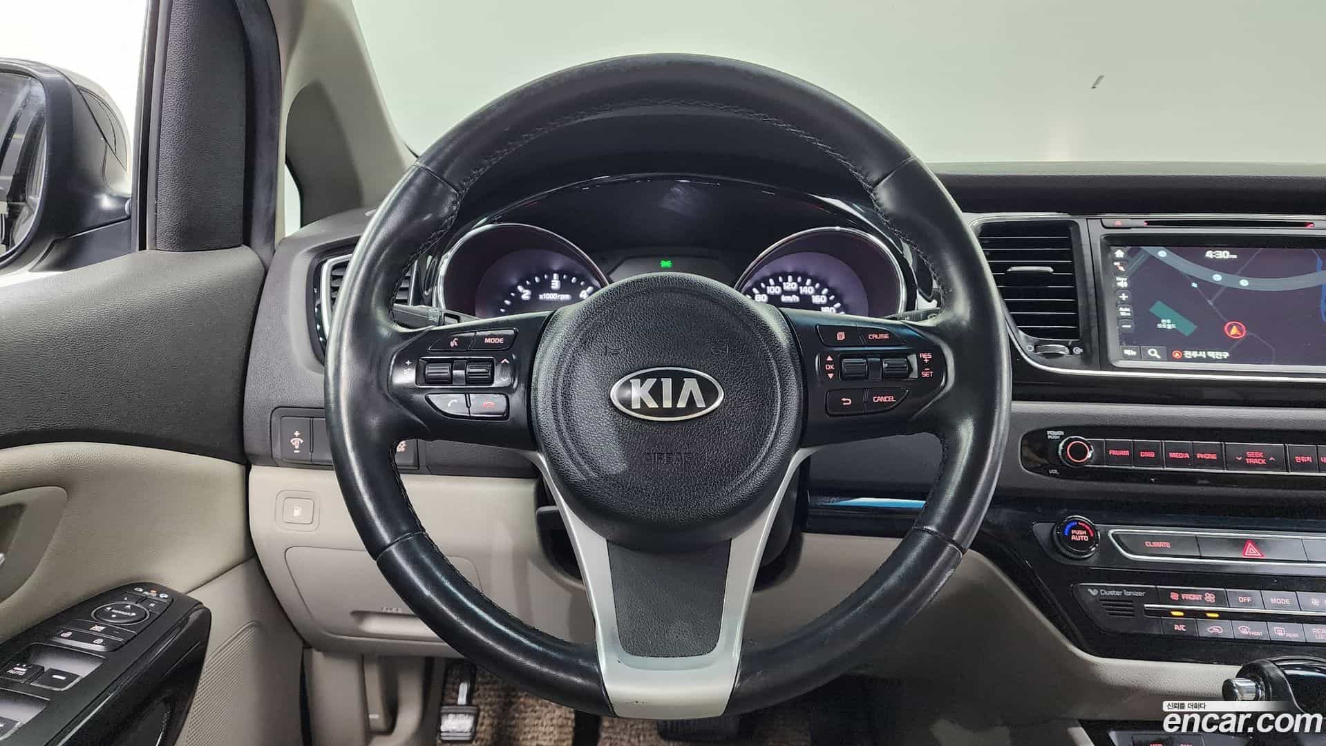Canival Kia 2016.5-OPTION-018
